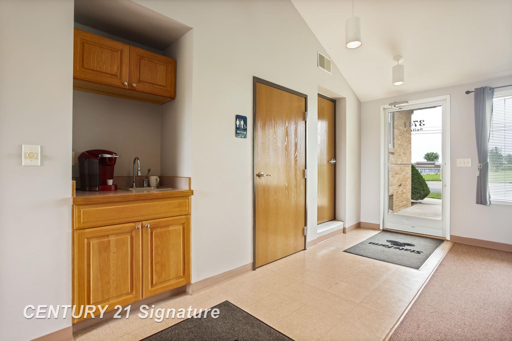 3741 Tittabawassee Road Property Photo 10