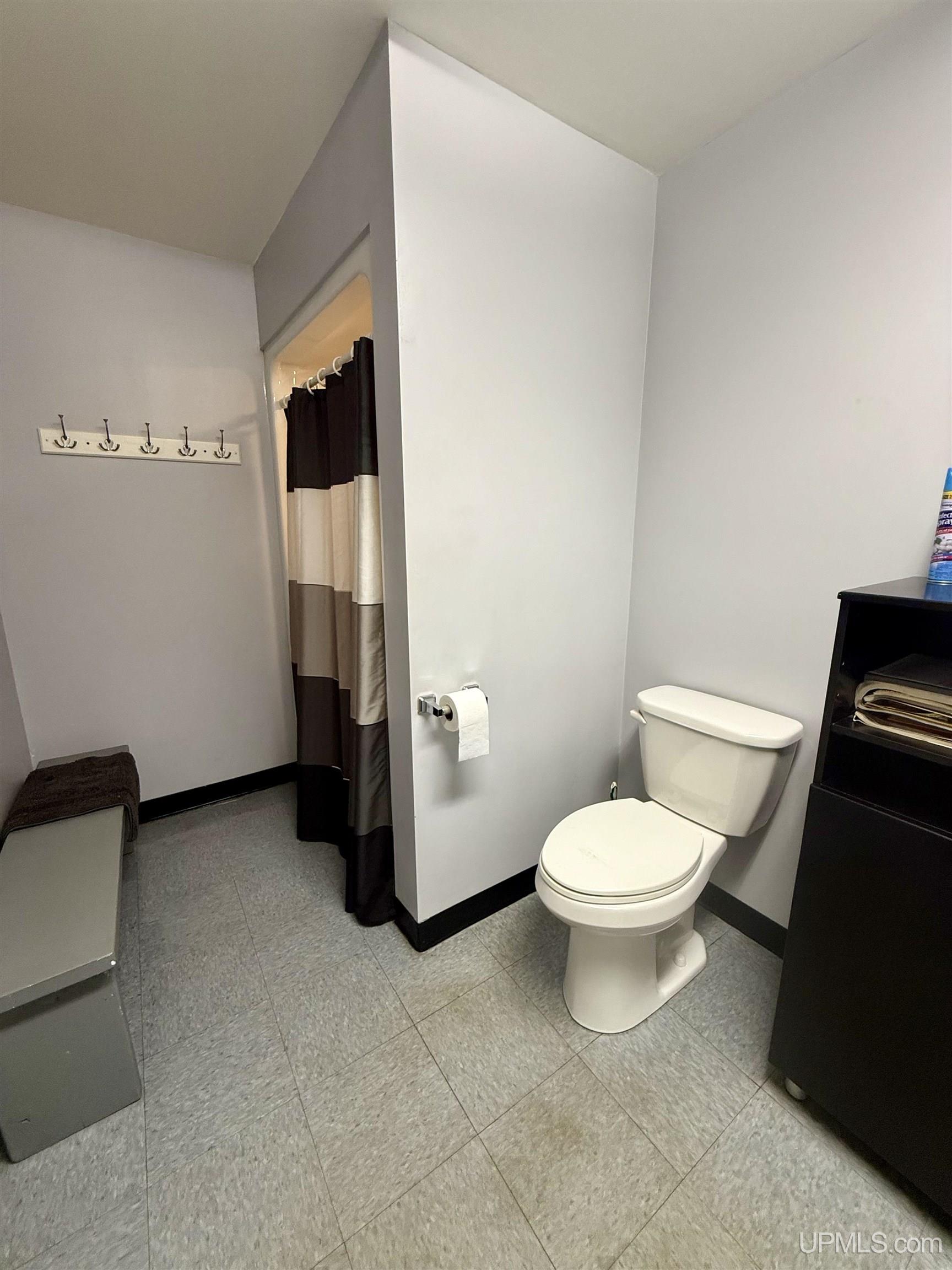 1137 S Stephenson Street Property Photo 7