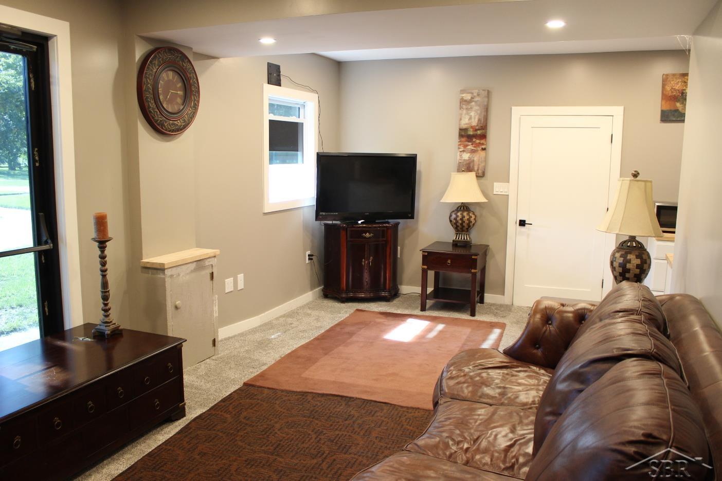 512 Germania Avenue Property Photo 16