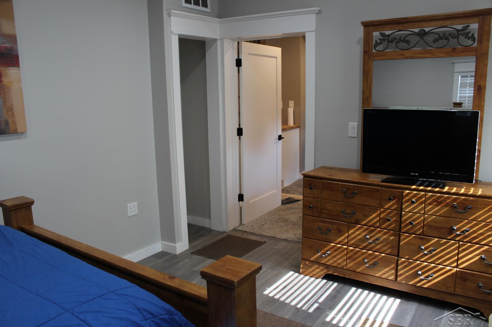 512 Germania Avenue Property Photo 21