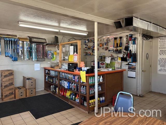 605 E Lead Street Property Photo 24