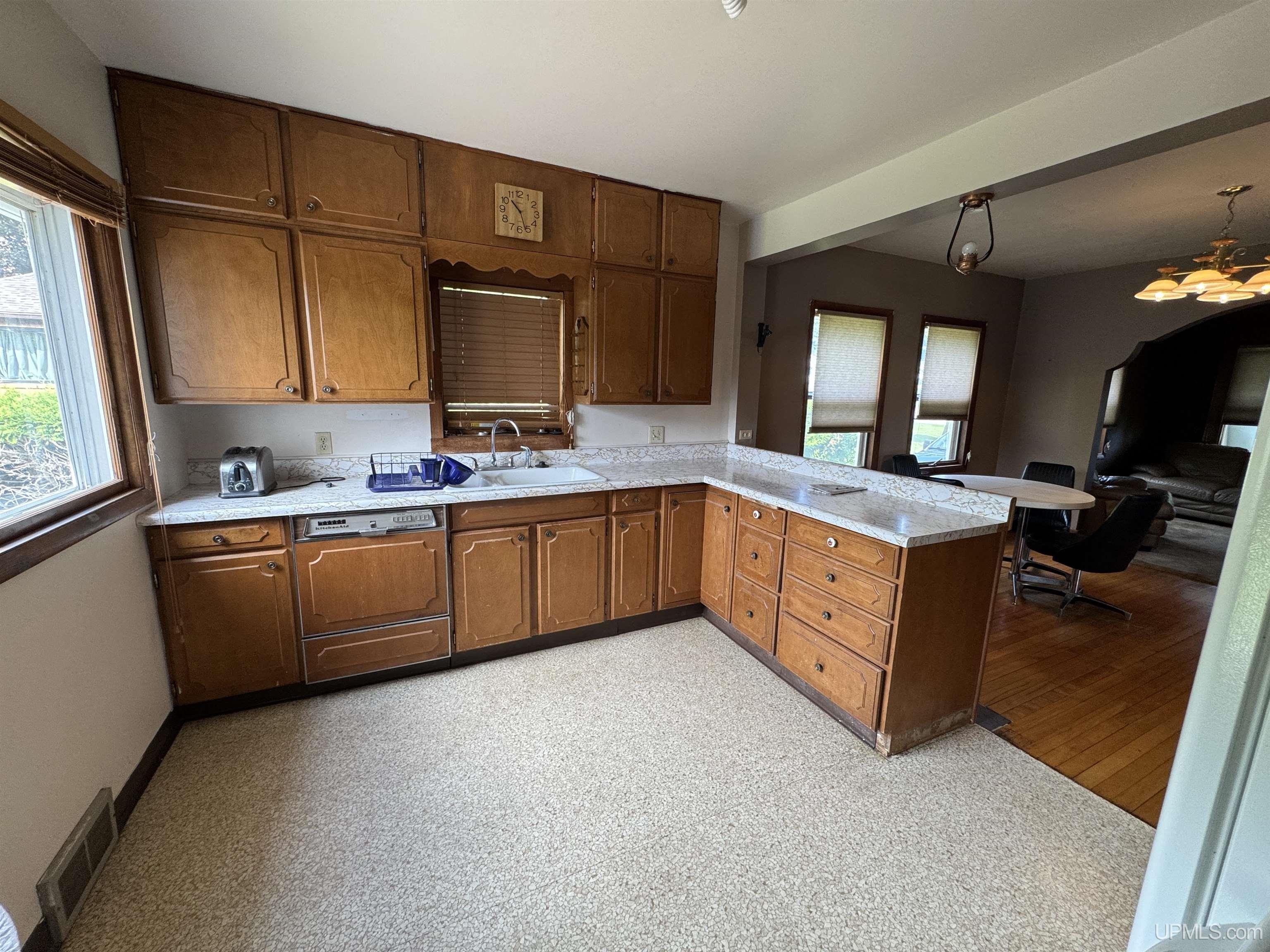 211 Michigan Avenue Property Photo 2