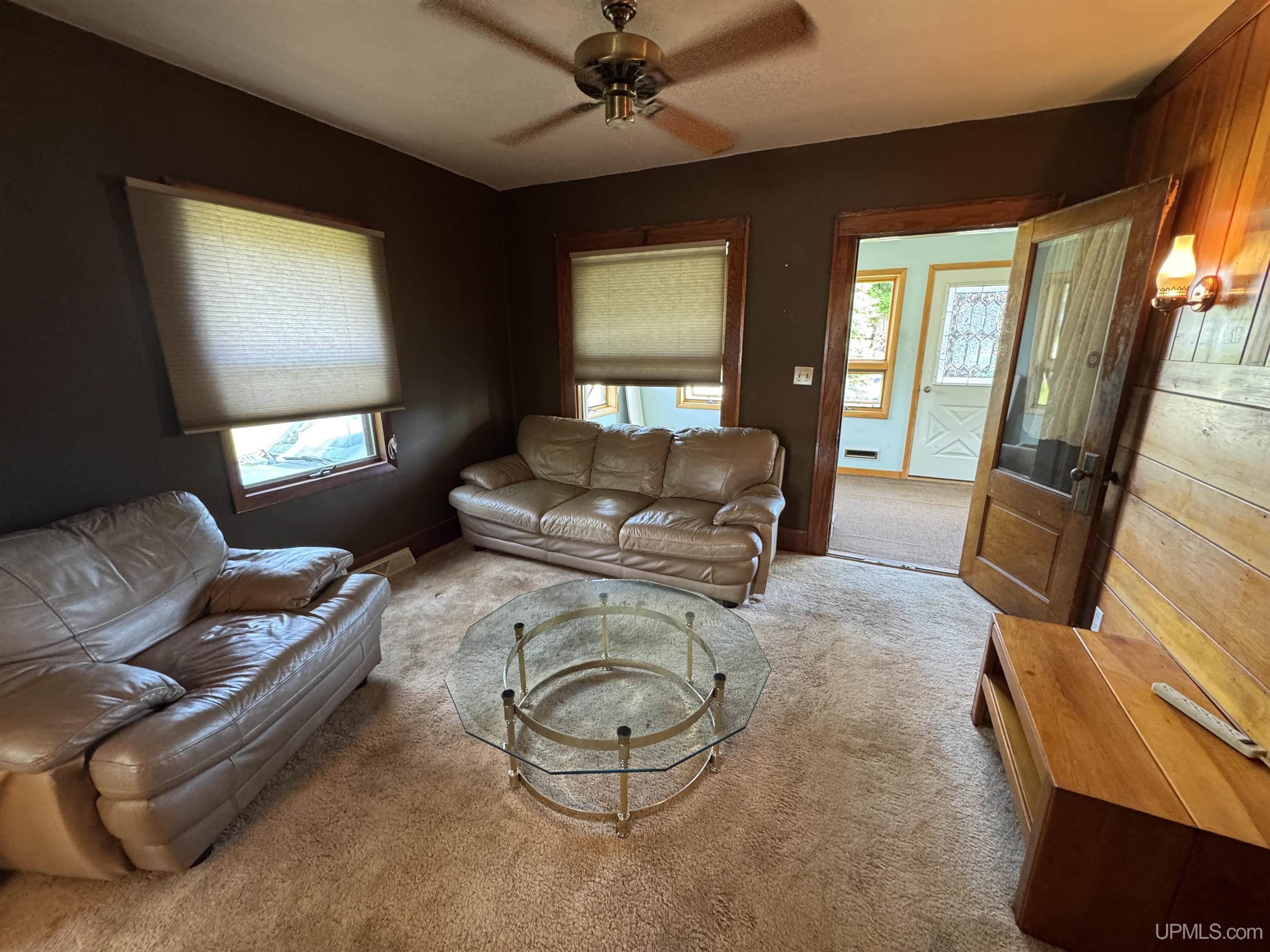 211 Michigan Avenue Property Photo 7
