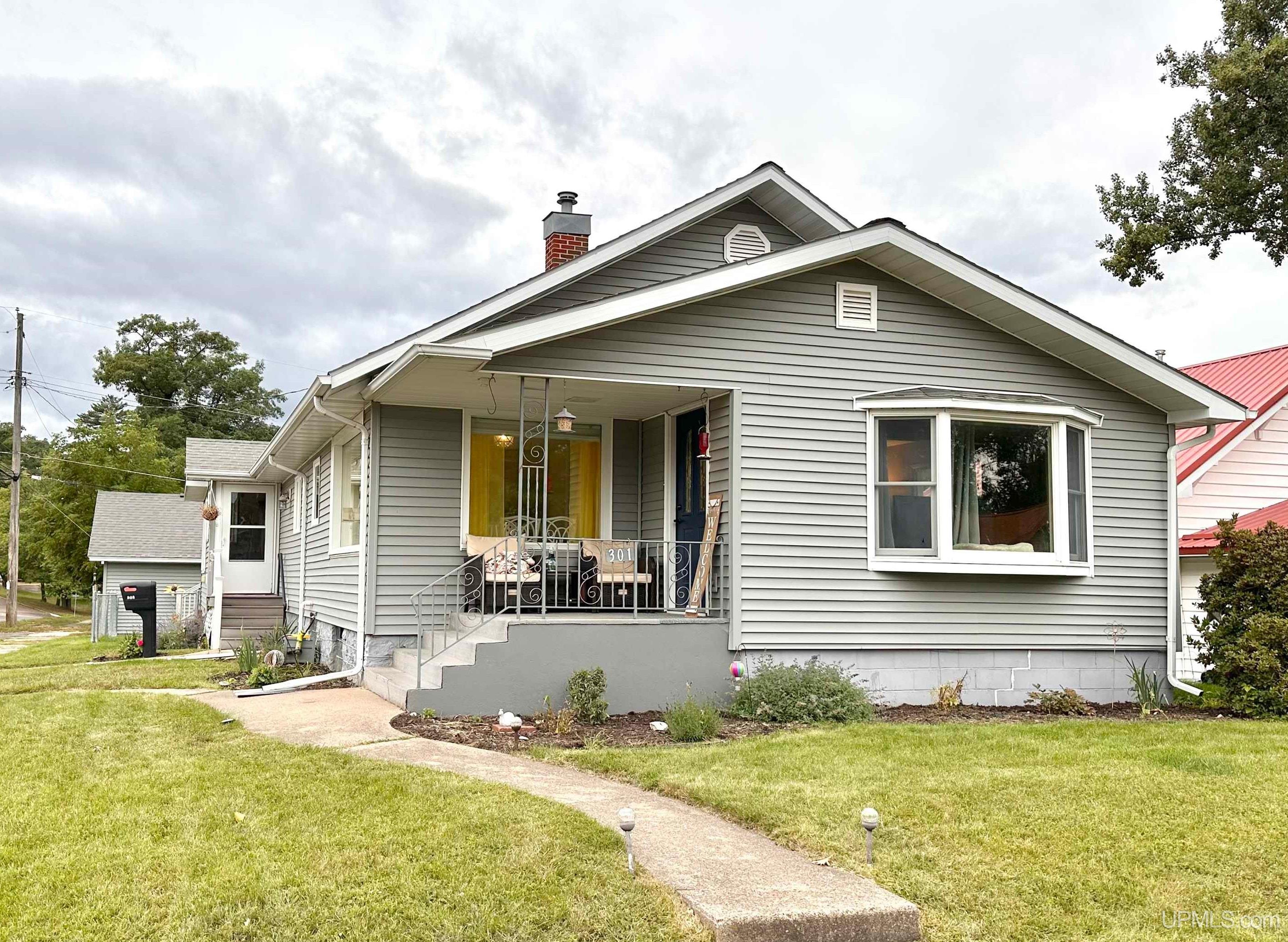 301 Cleveland Avenue Property Photo 1