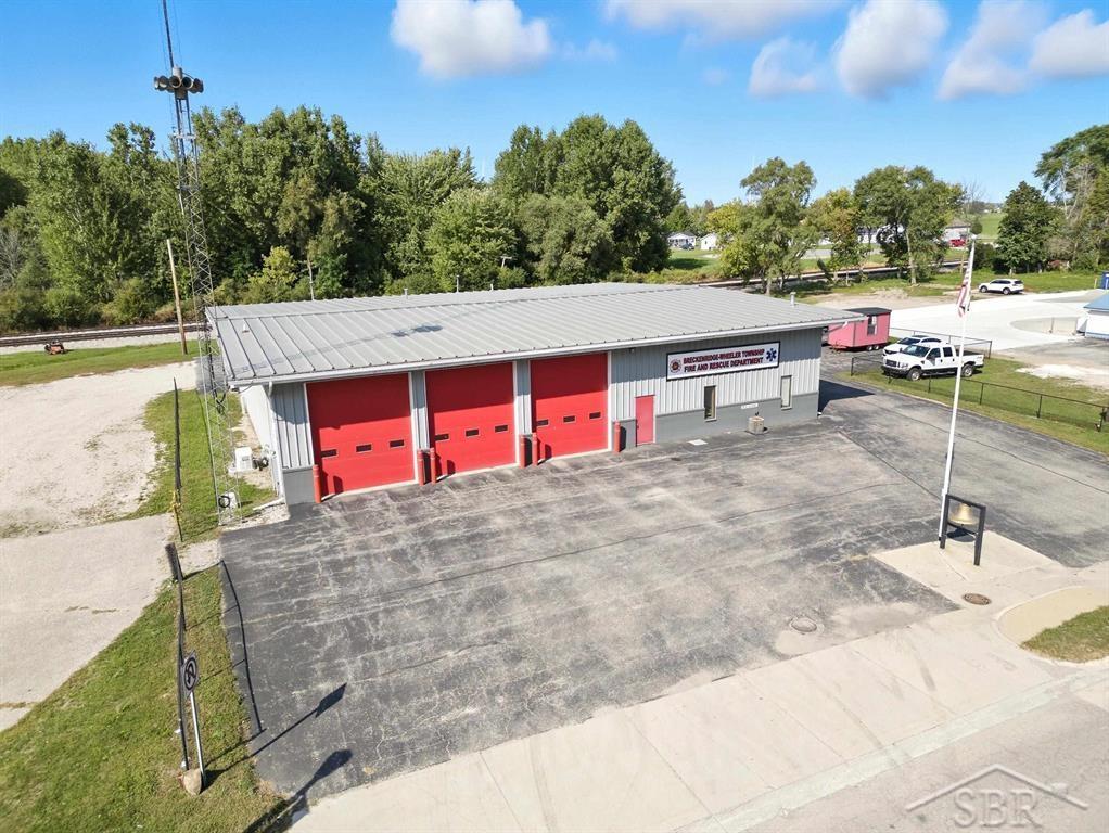 513 E Saginaw Street Property Photo 8