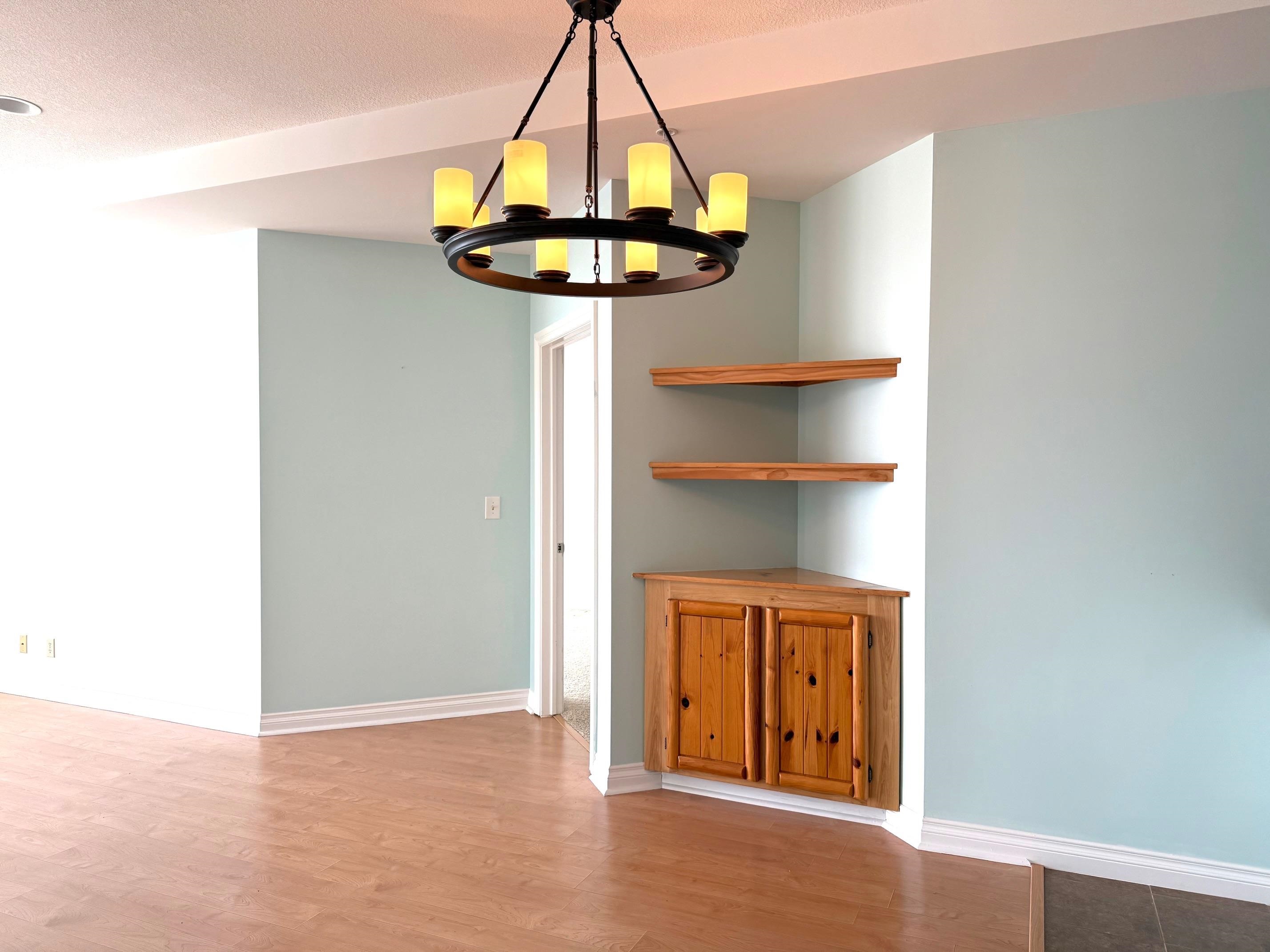 576 N Huron Unit 102 Road Property Photo 4