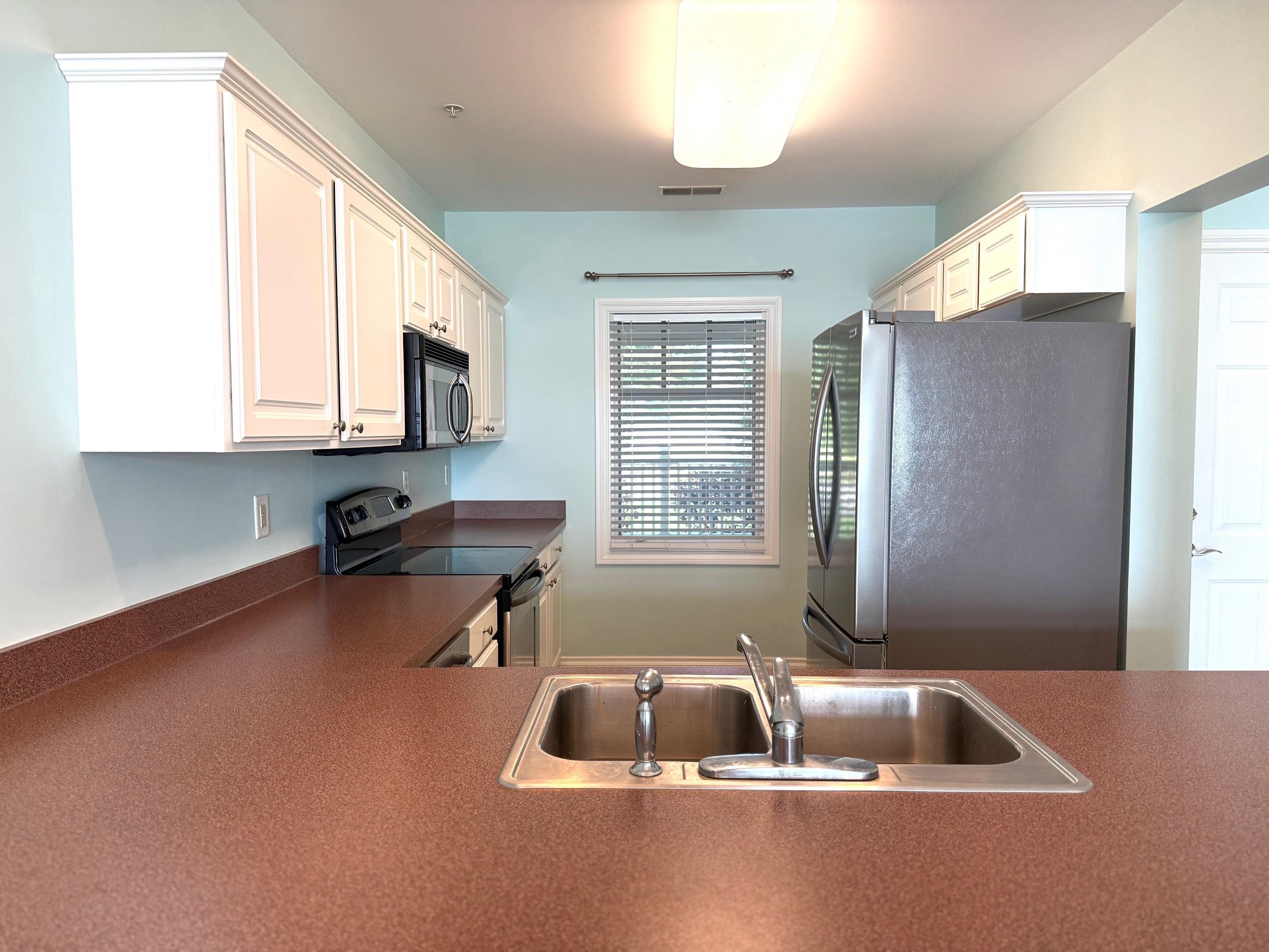 576 N Huron Unit 102 Road Property Photo 6