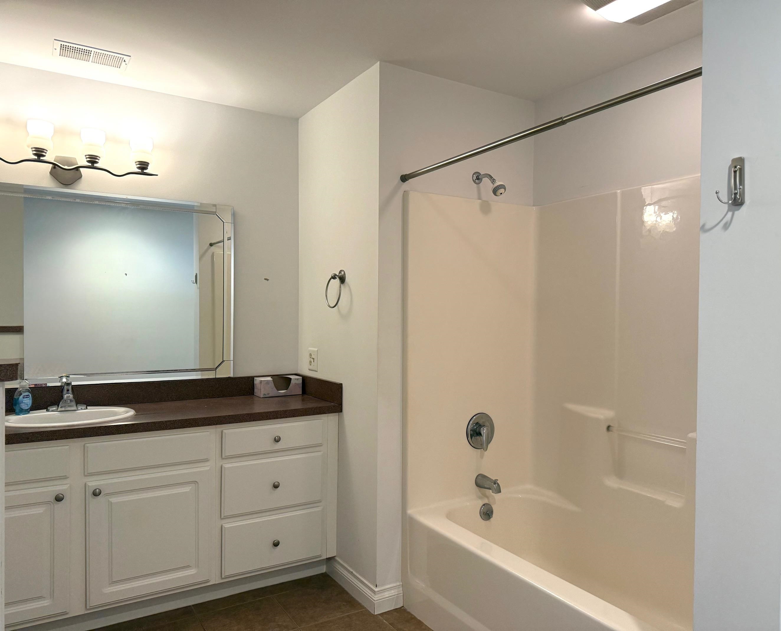 576 N Huron Unit 102 Road Property Photo 9