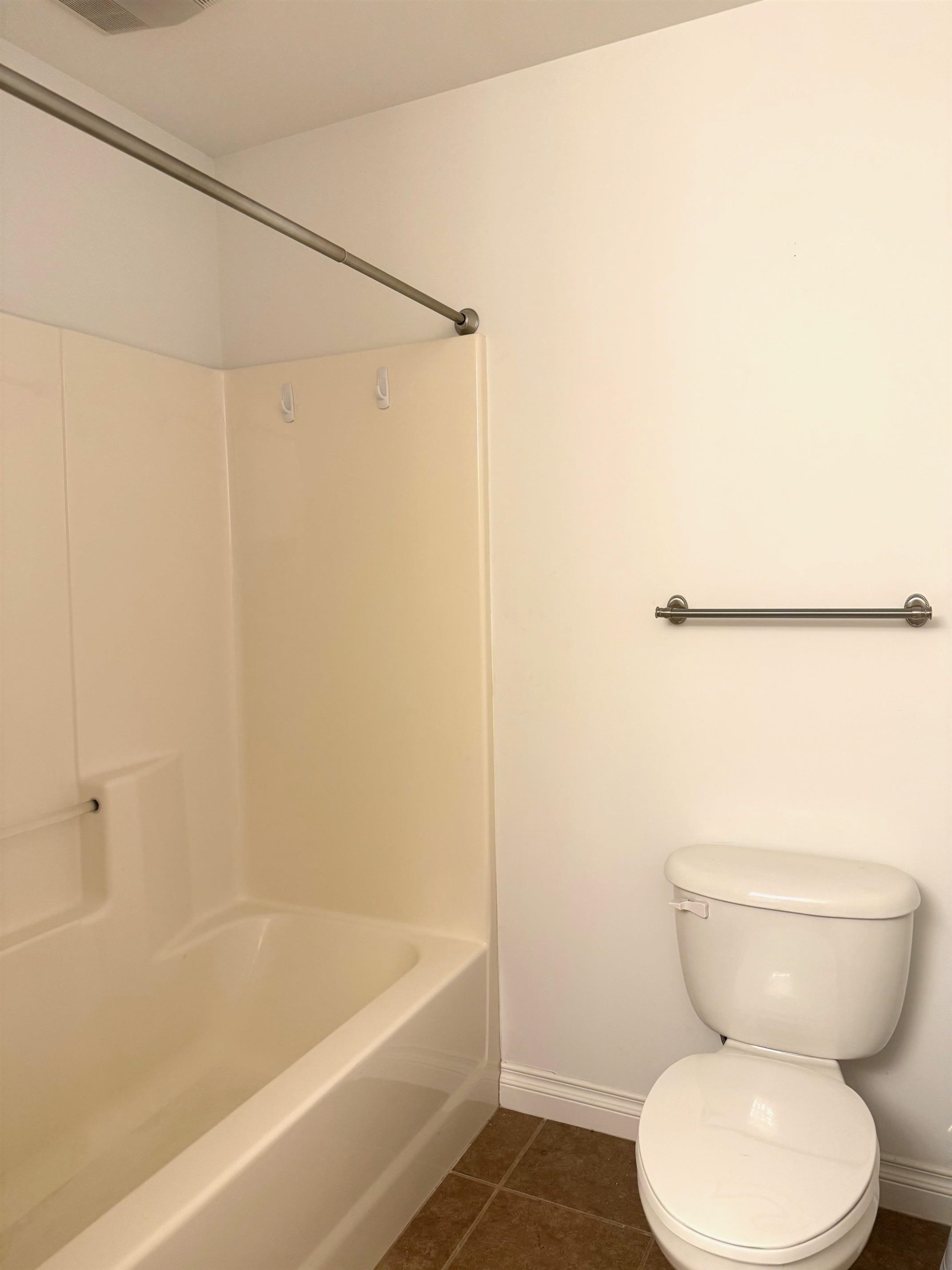 576 N Huron Unit 102 Road Property Photo 14