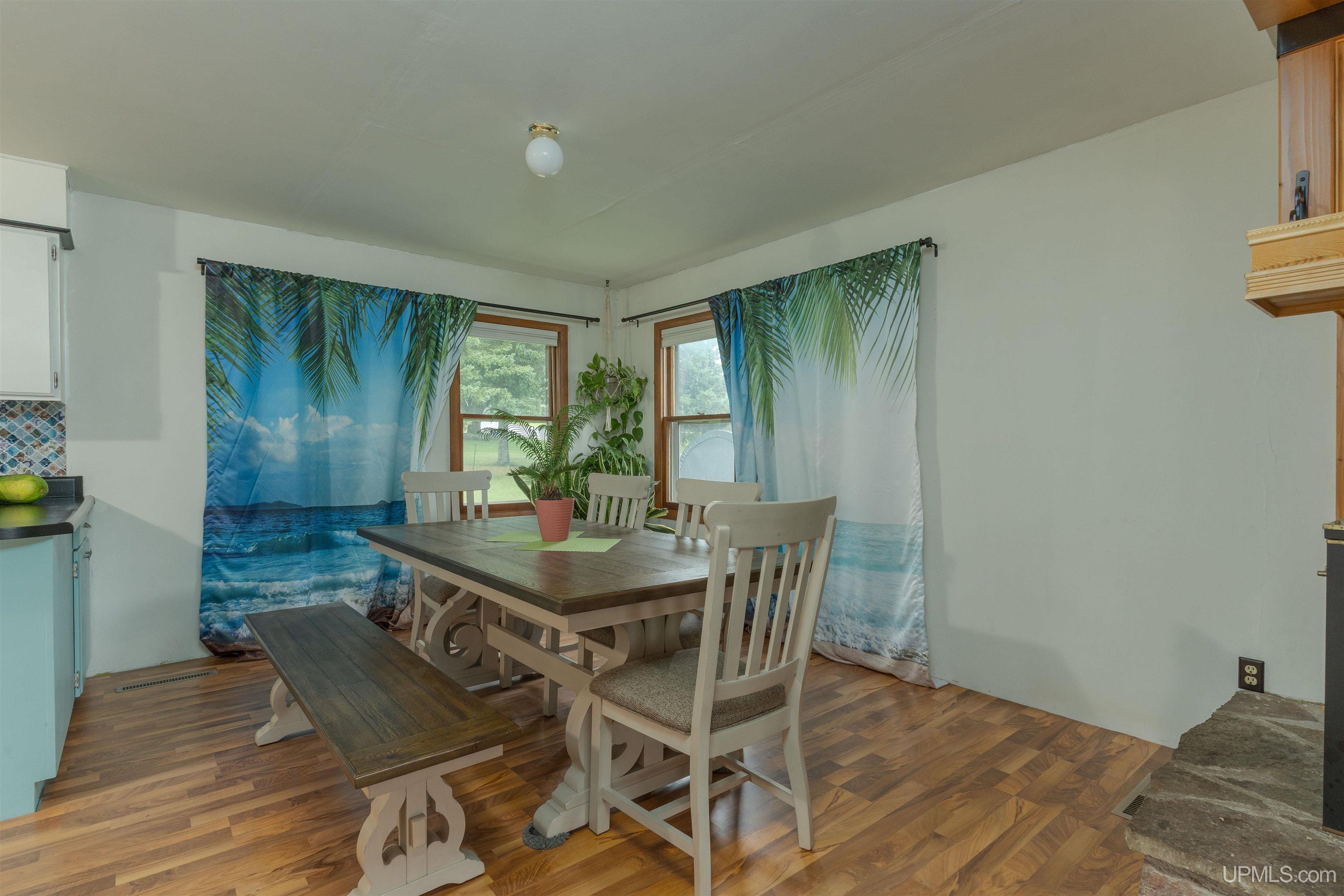 106 3rd Street Property Photo 6