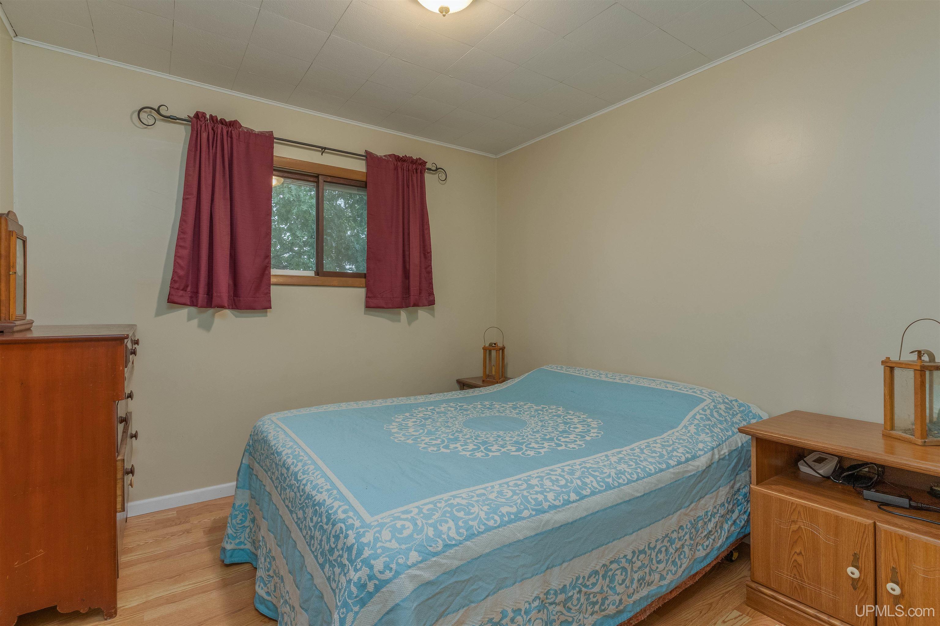 106 3rd Street Property Photo 11