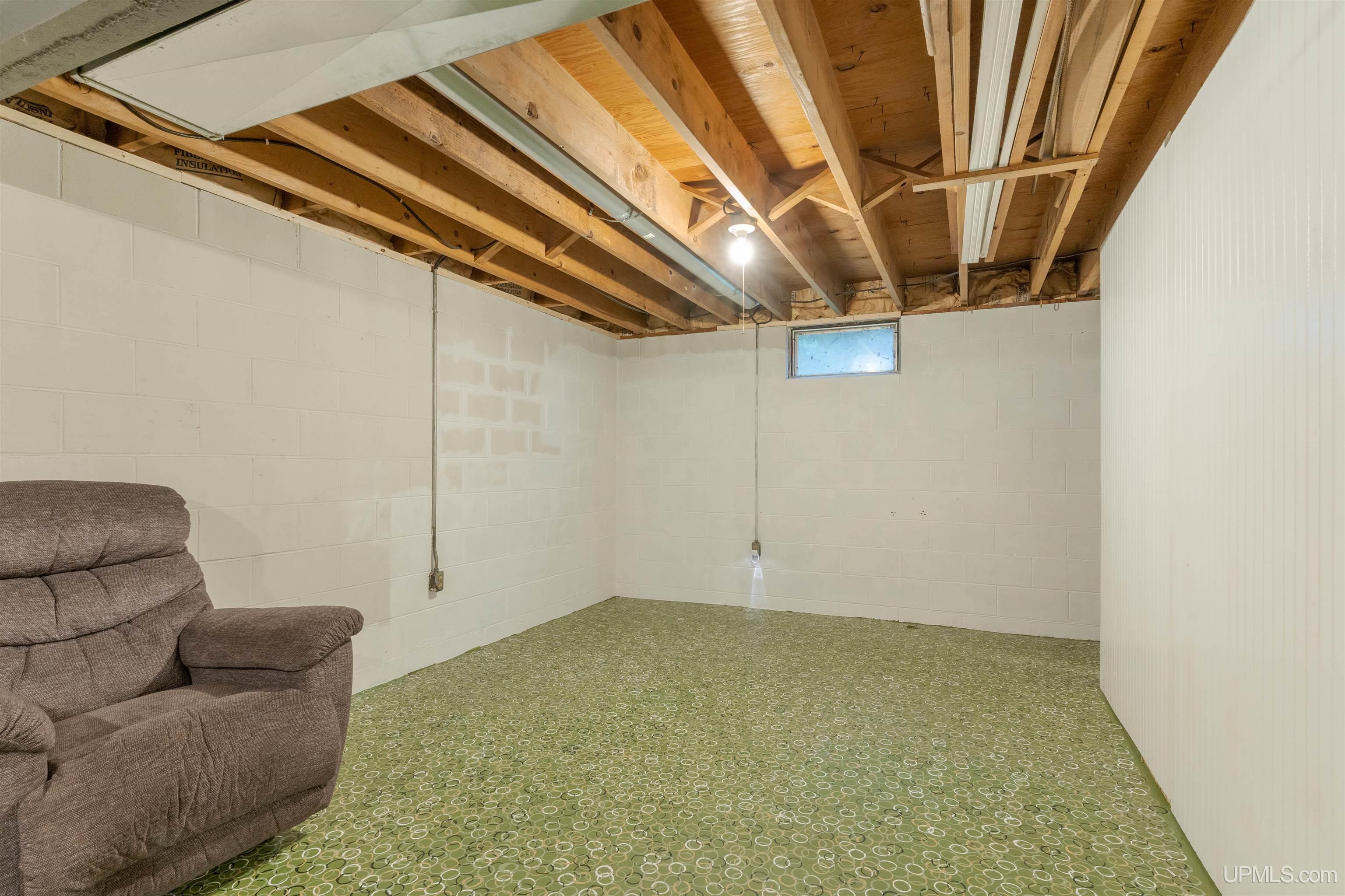 106 3rd Street Property Photo 20