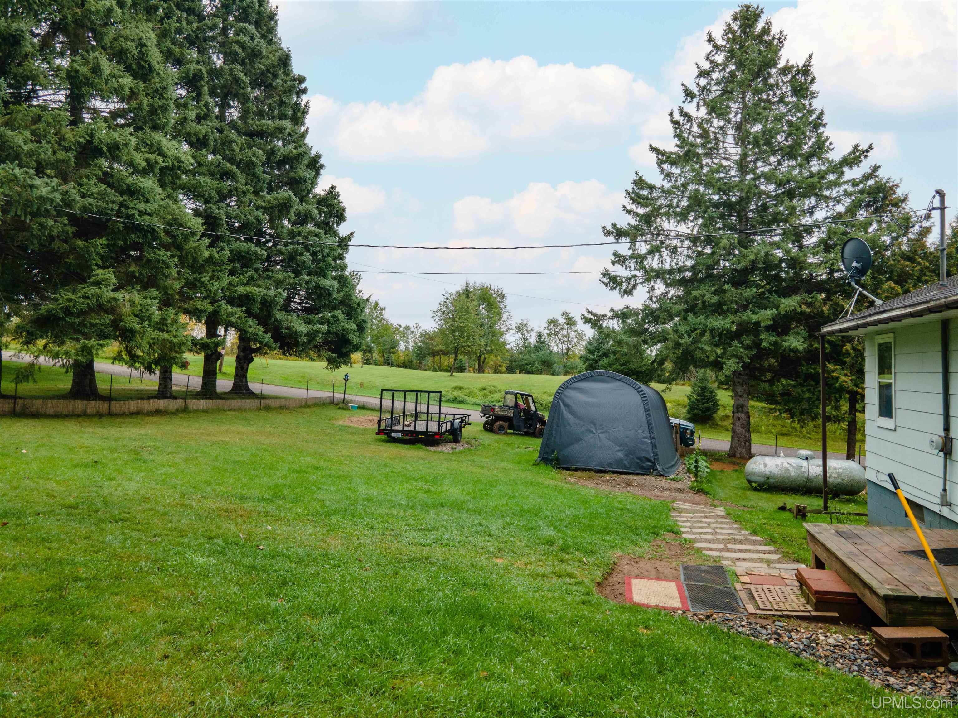 106 3rd Street Property Photo 30