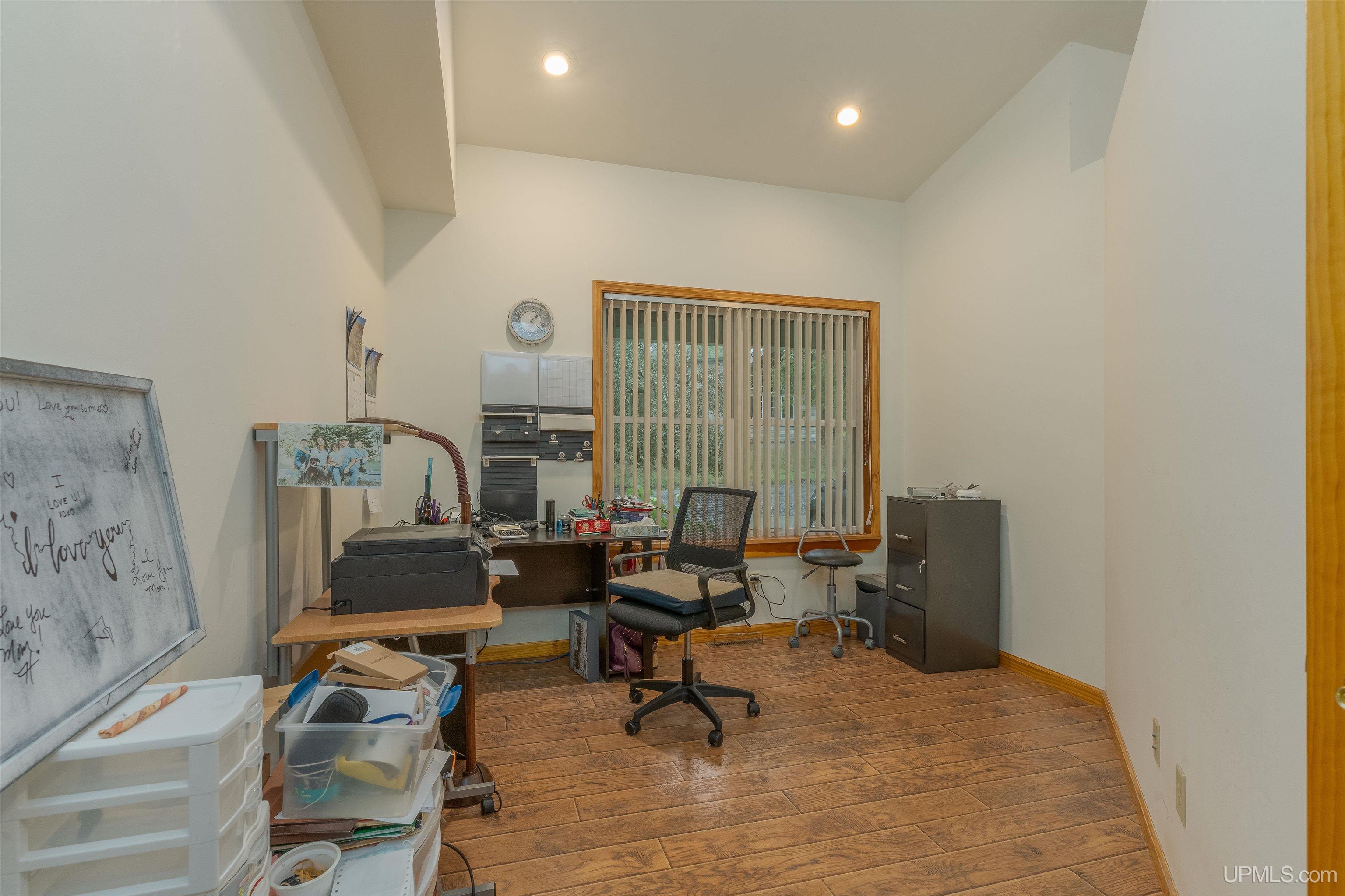 511 3rd Street Property Photo 10