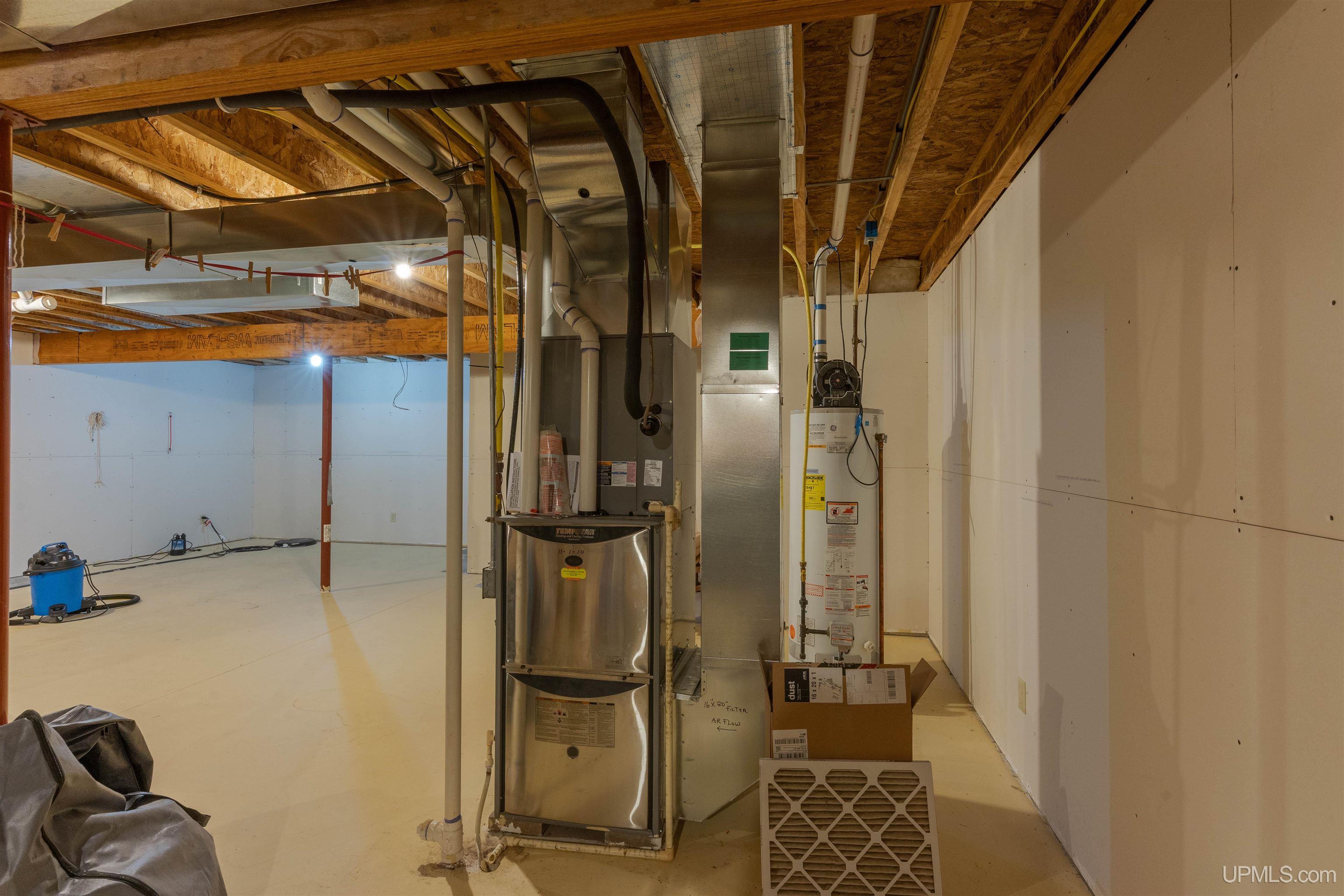 511 3rd Street Property Photo 25
