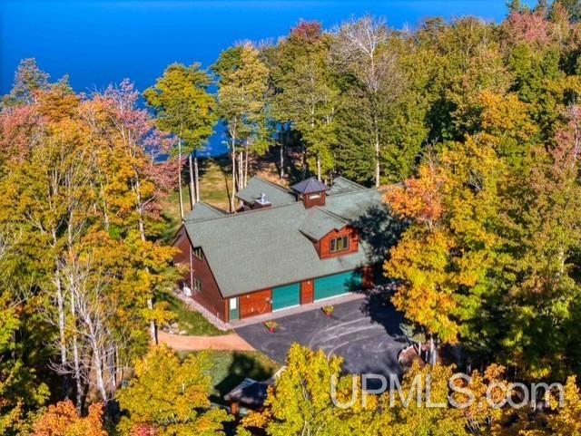 6920 N Lake Six Road Property Photo 5