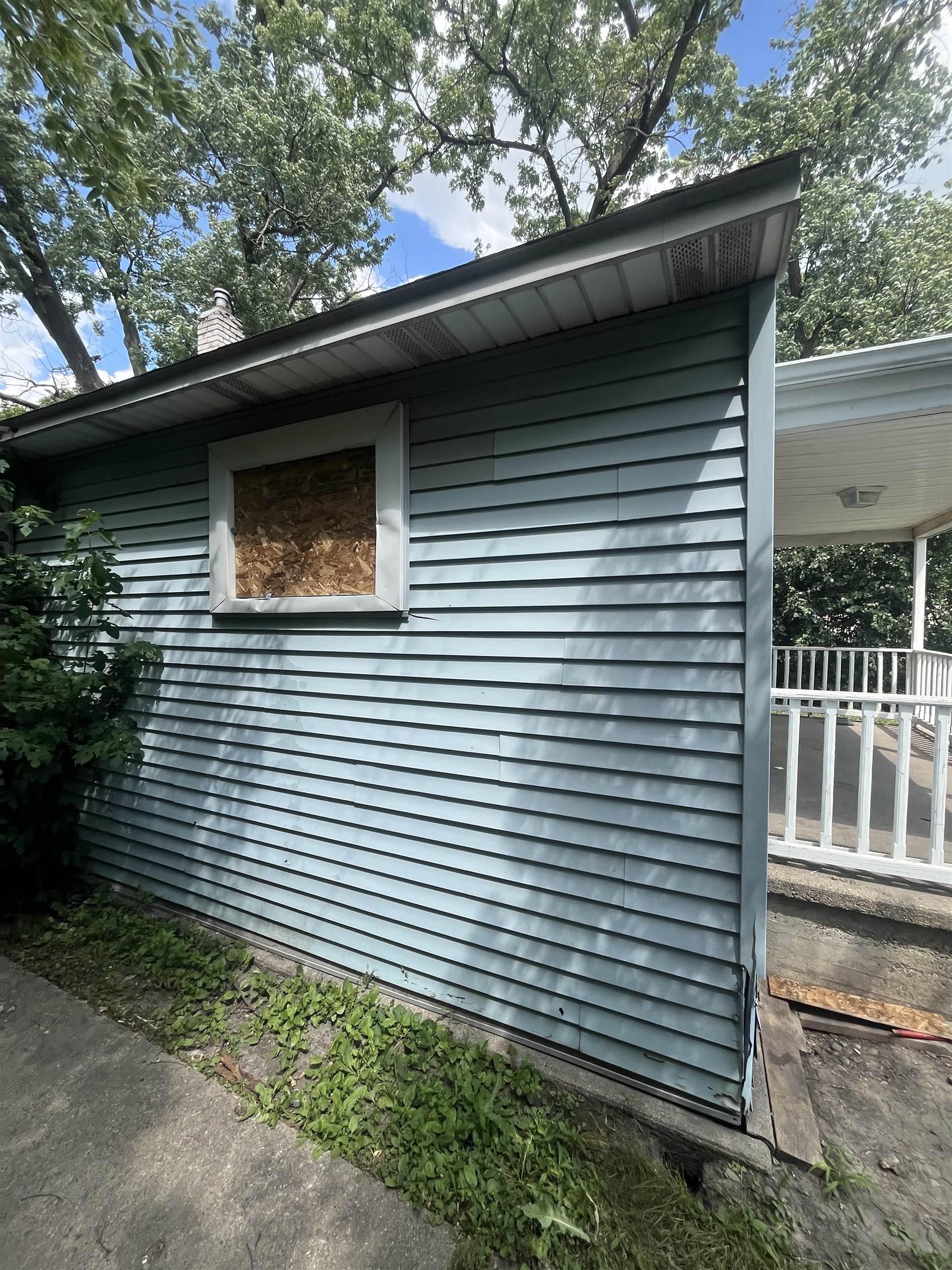 3617 Davison Road Property Photo 2