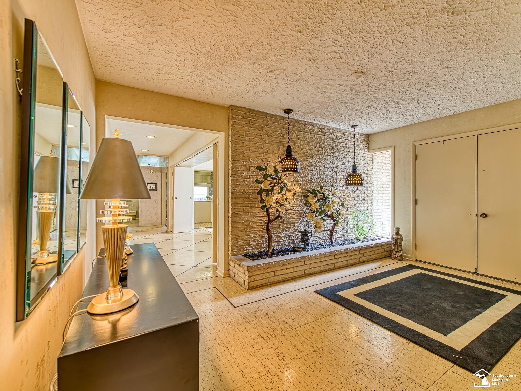 1605 Arbor Avenue Property Photo 4