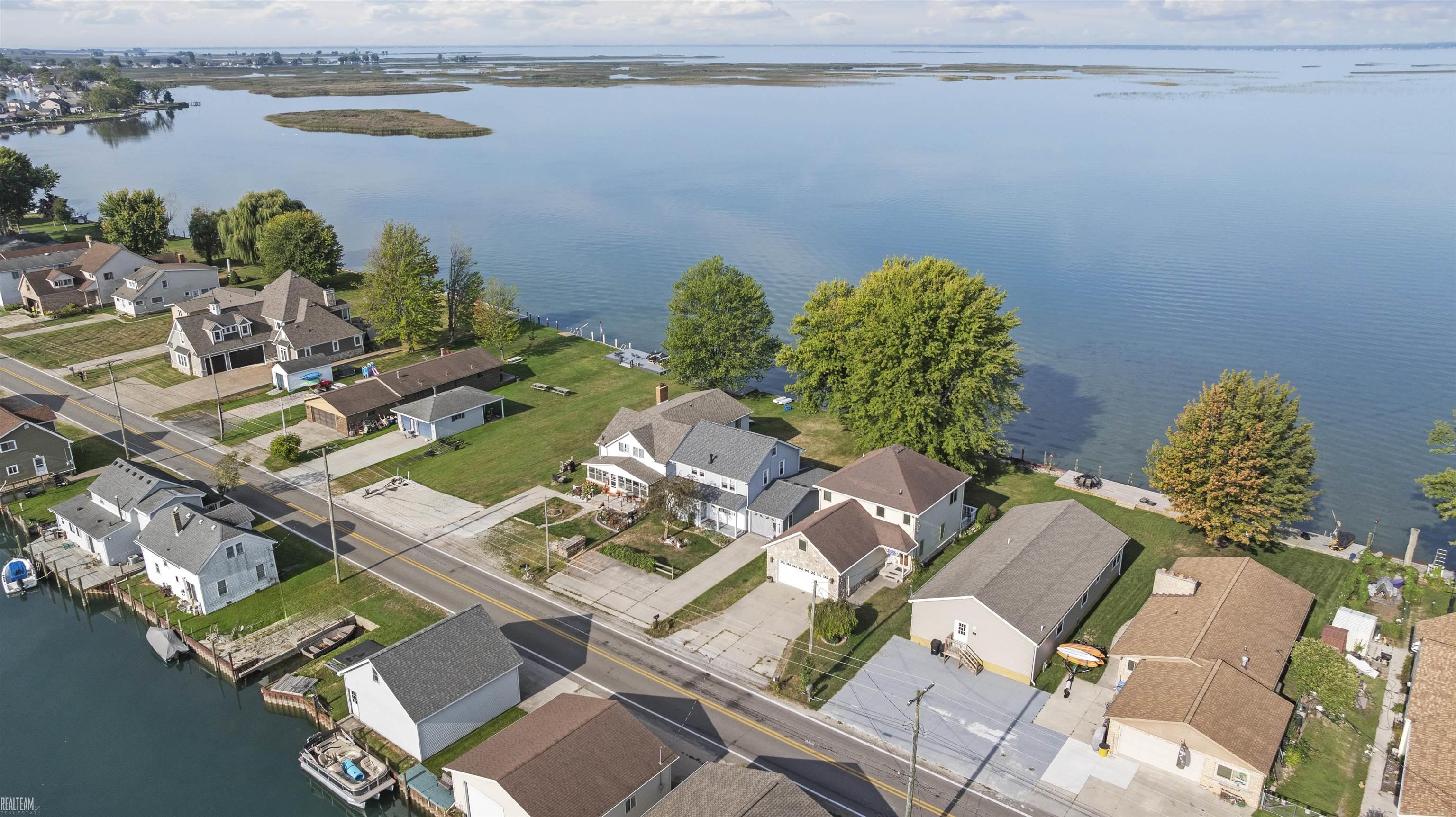 8274 Anchor Bay Drive Property Photo 1