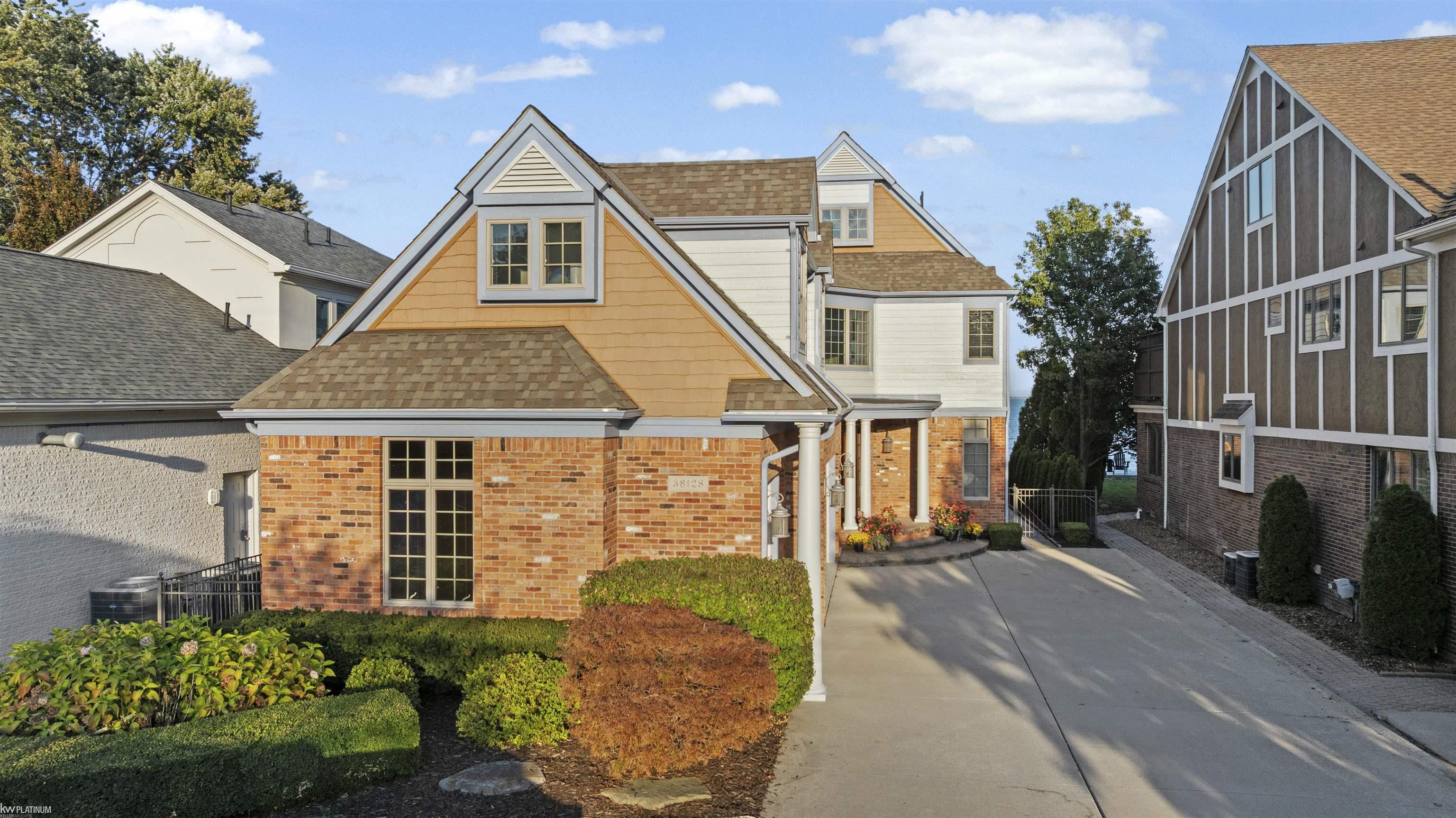38128 Lakeshore Drive Property Photo 1