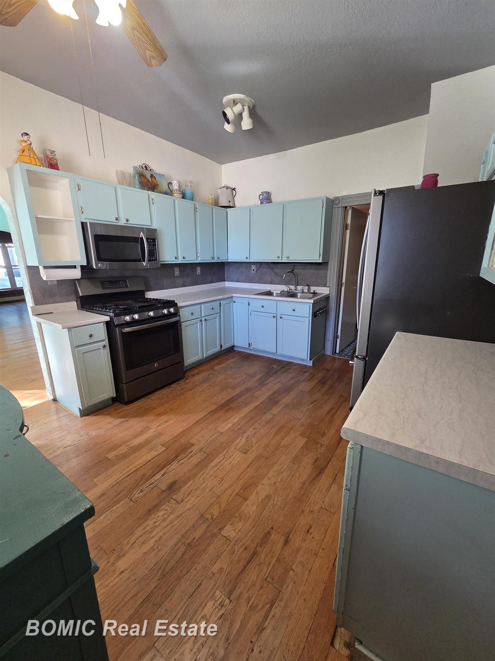 413 Franklin Street Property Photo 2