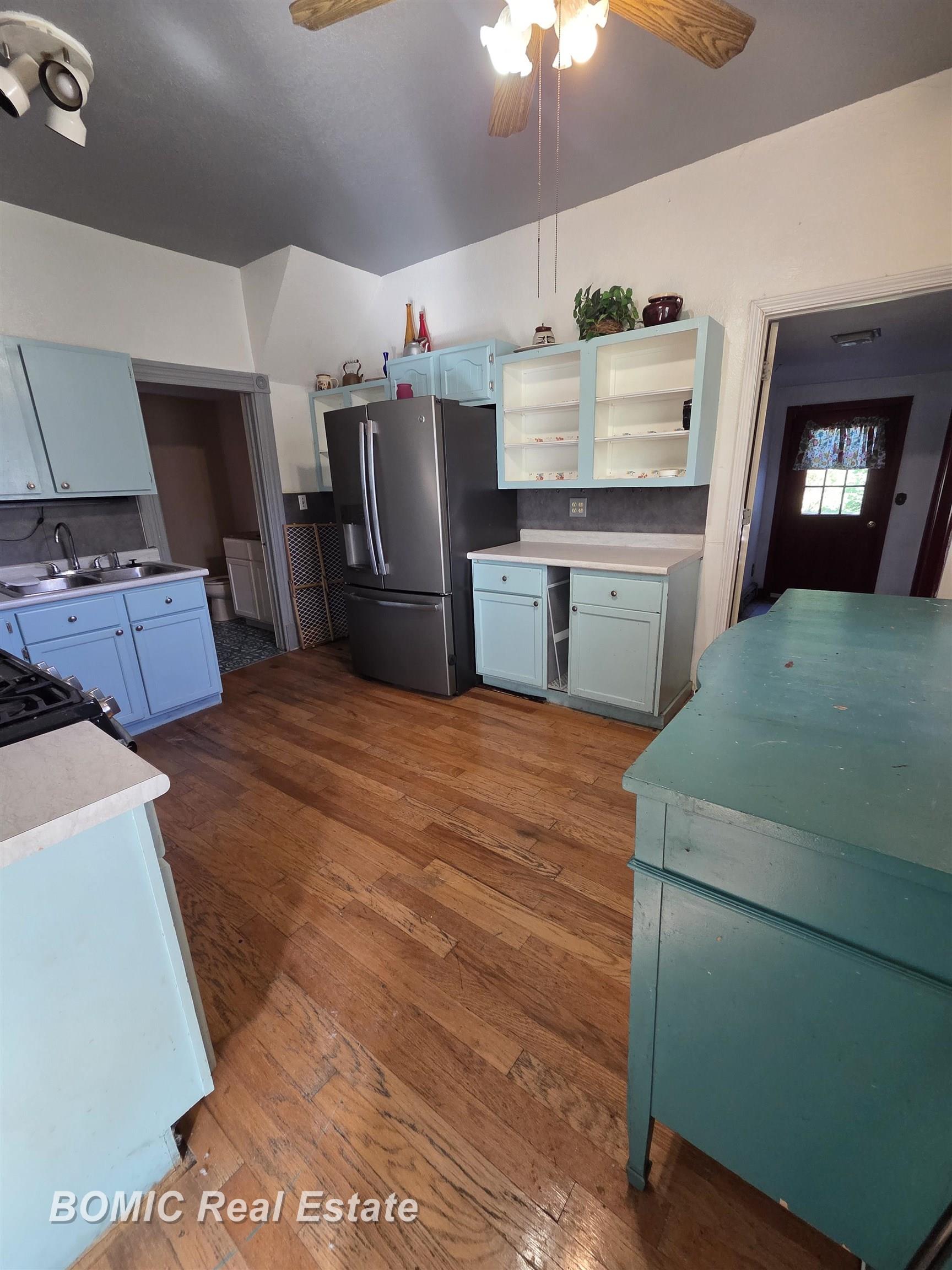 413 Franklin Street Property Photo 3