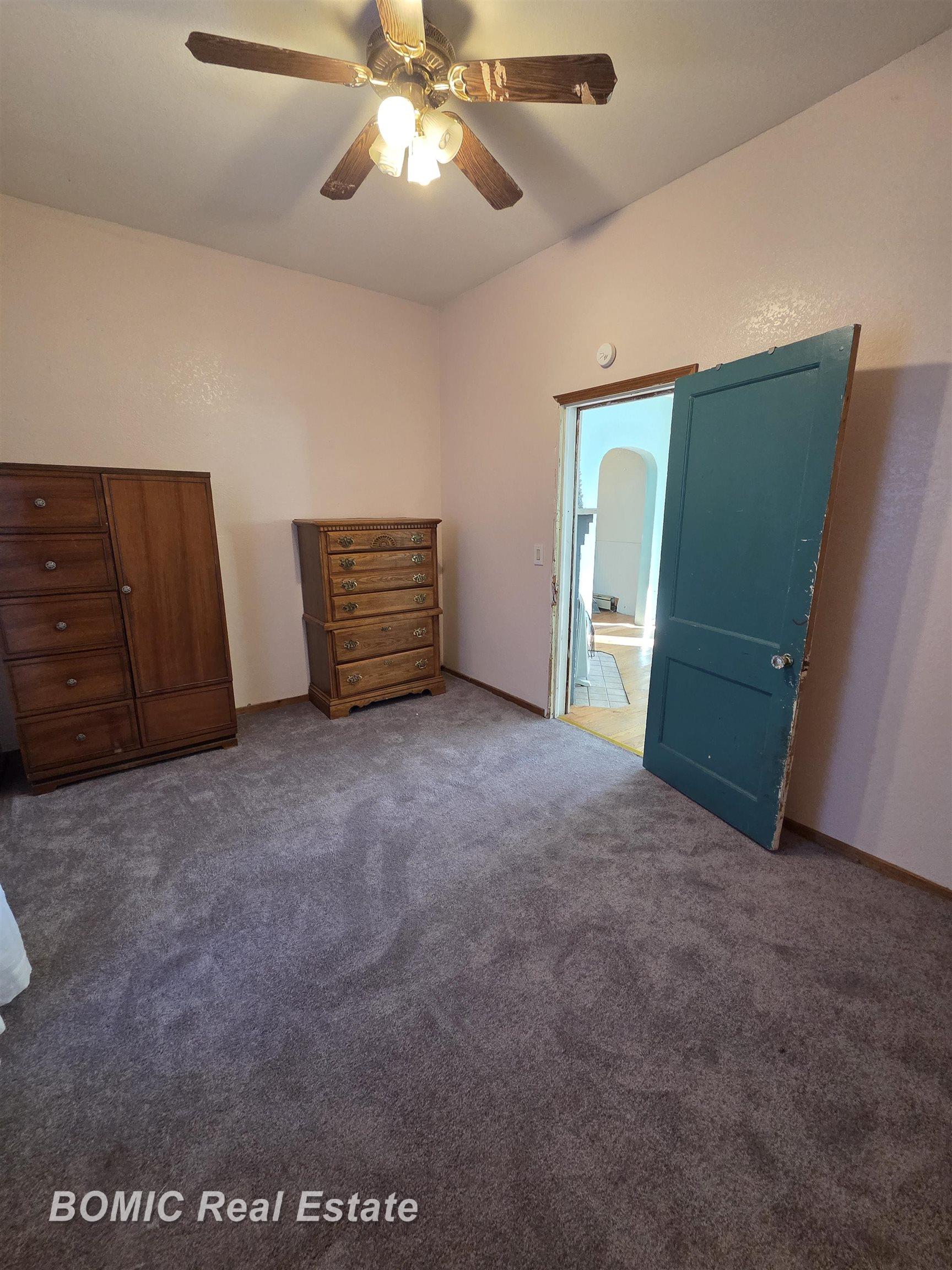 413 Franklin Street Property Photo 8