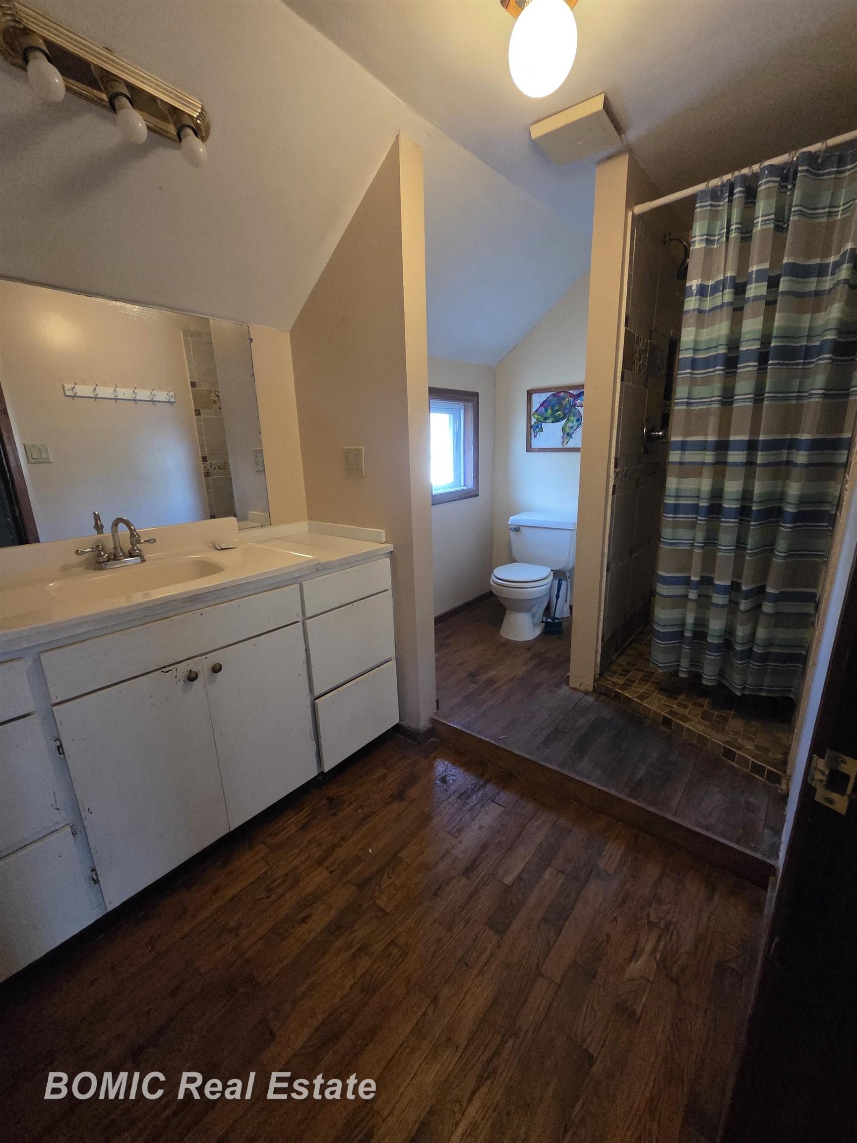 413 Franklin Street Property Photo 17