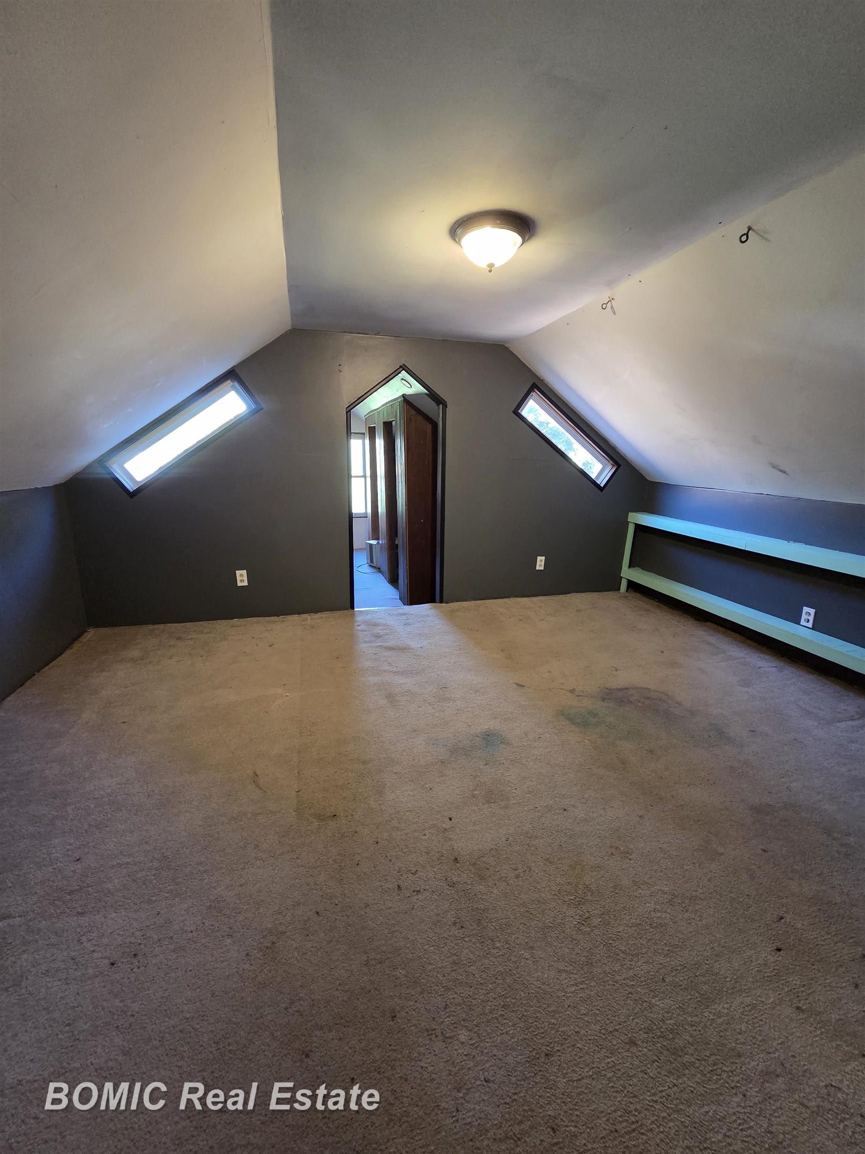 413 Franklin Street Property Photo 19