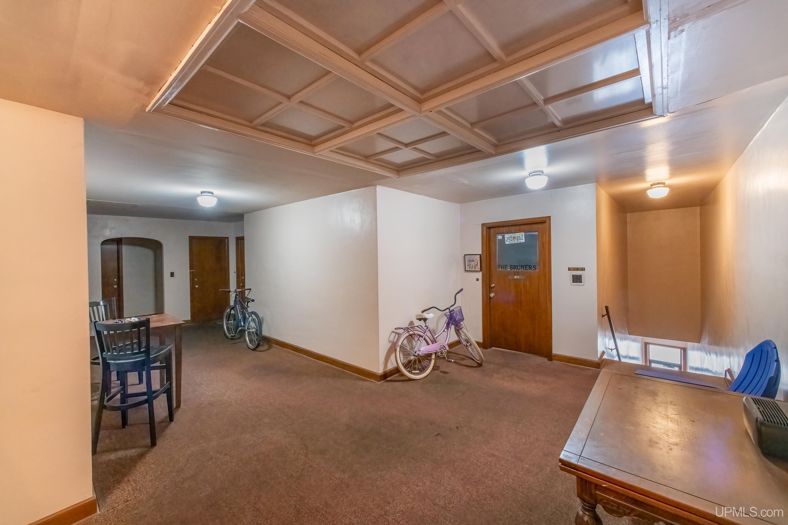 200 E Division Street Property Photo 6