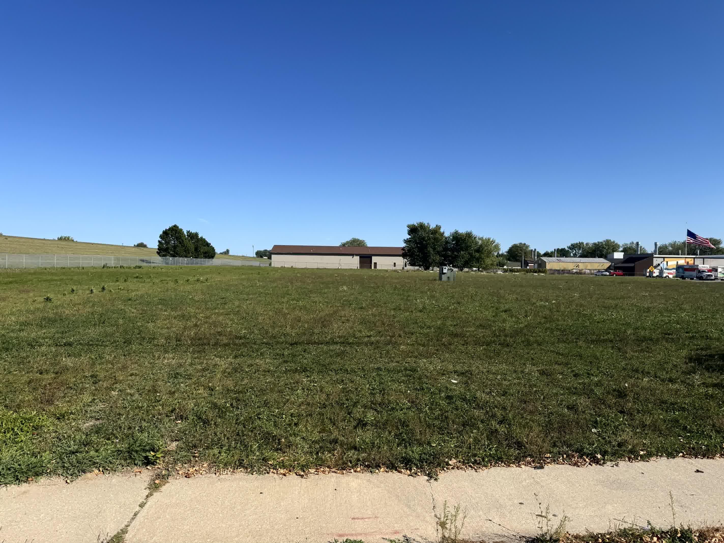 2929 S Saginaw Road Property Photo 2