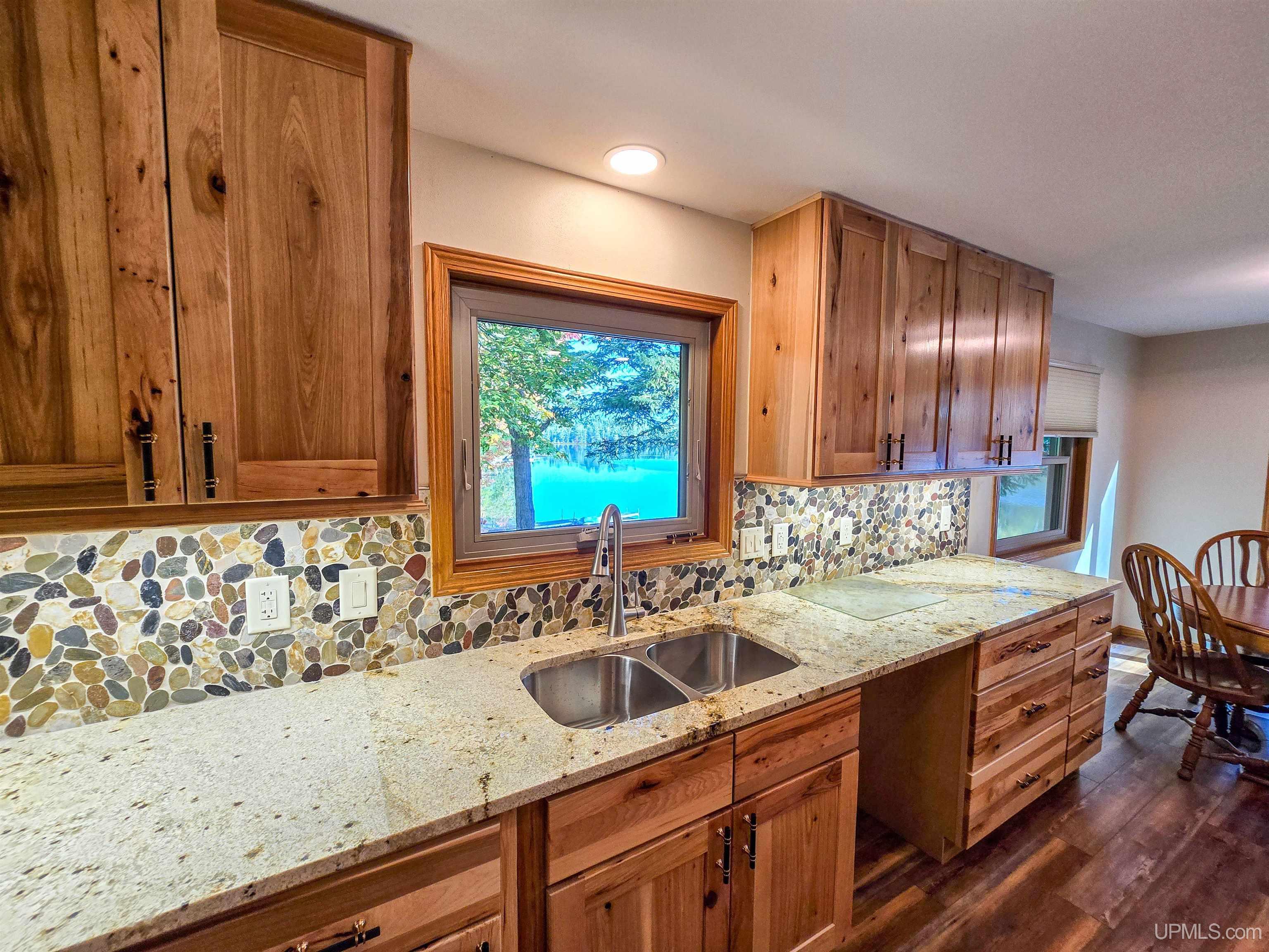 3954 Hayward Road Property Photo 15