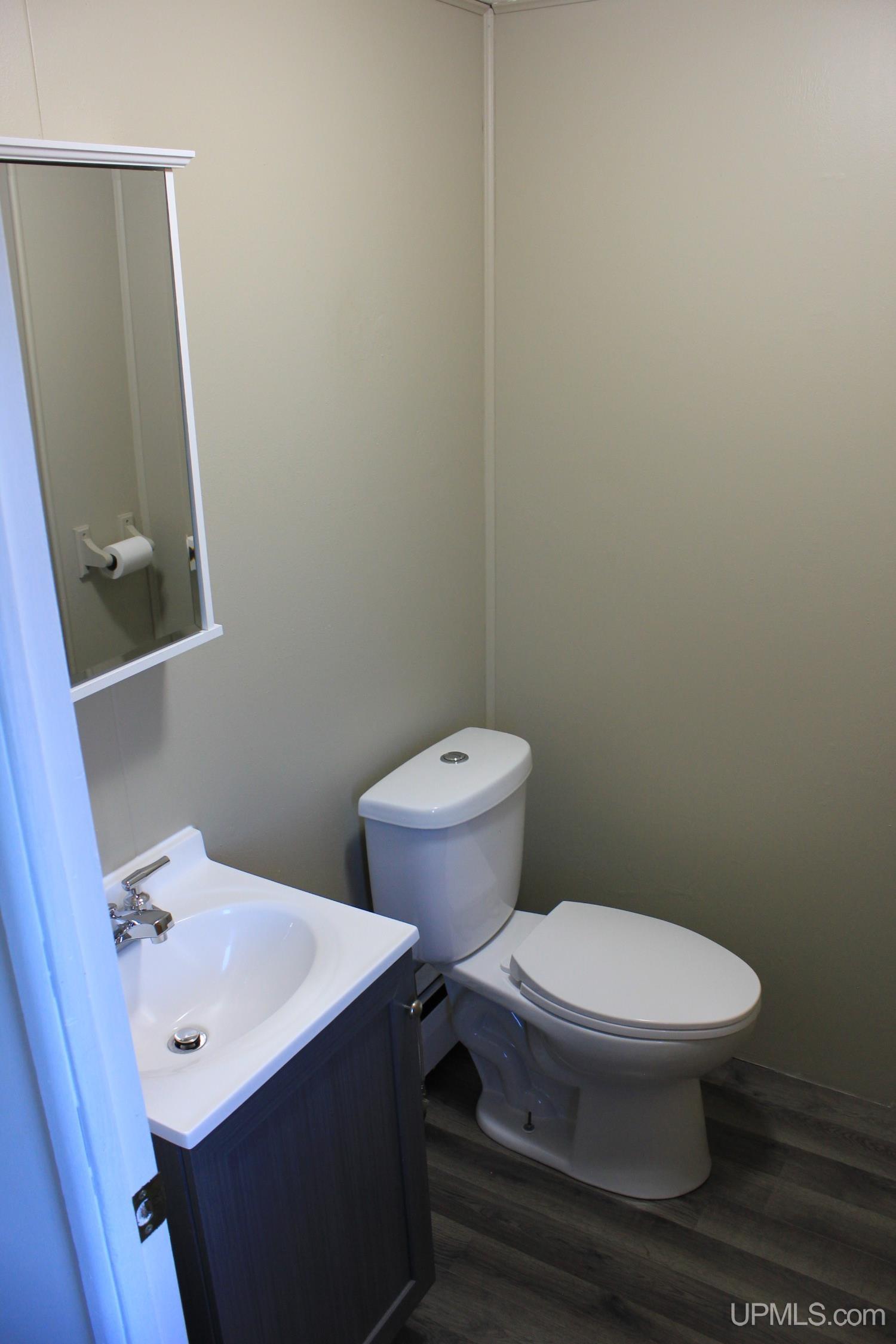514 Hacey Street Property Photo 9