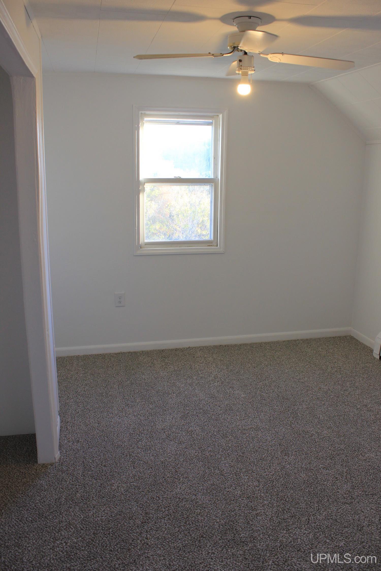 514 Hacey Street Property Photo 14