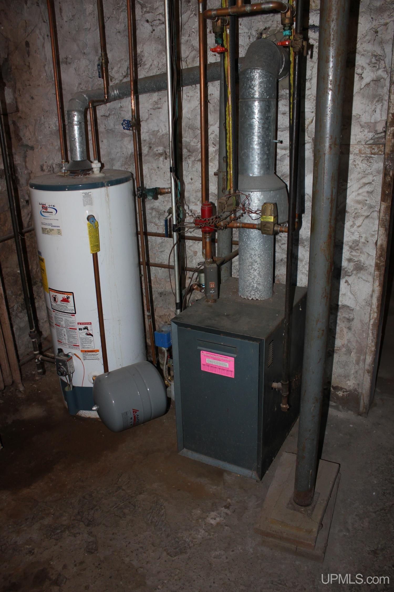 514 Hacey Street Property Photo 16