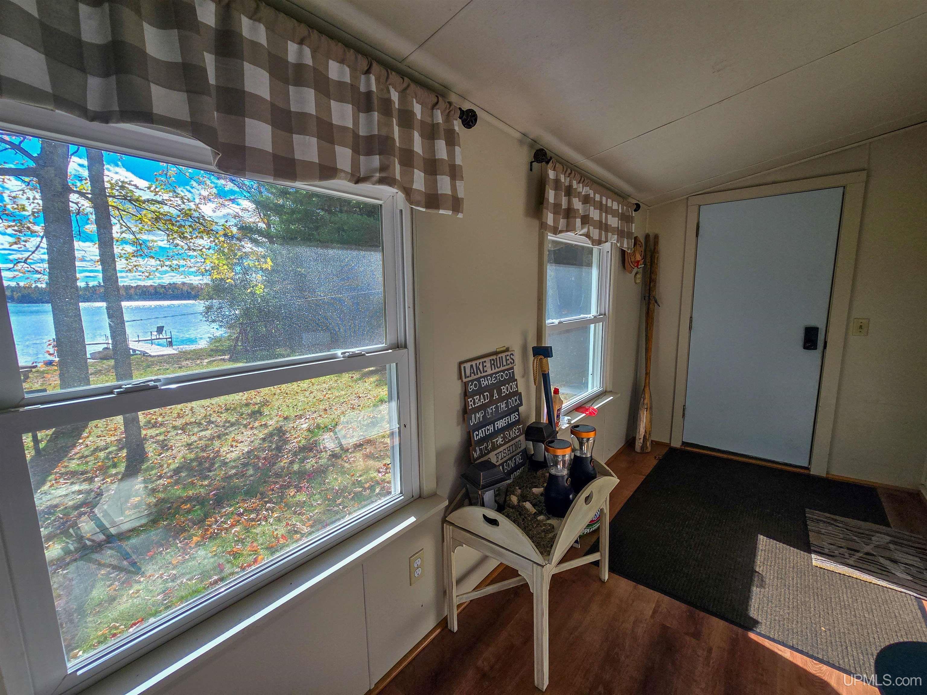 11573 42nd Road Property Photo 5