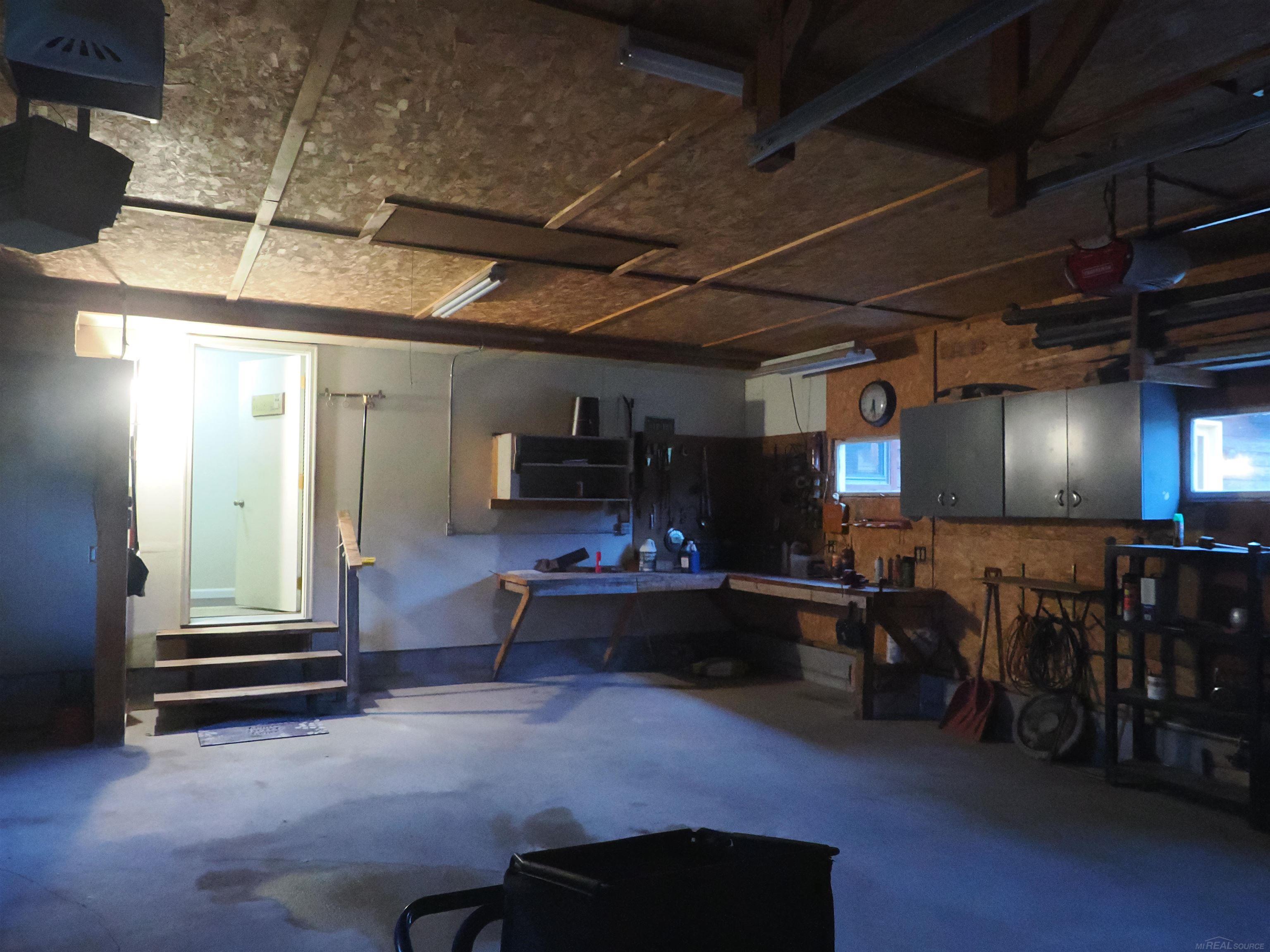 2039 S Riverside Drive Property Photo 45