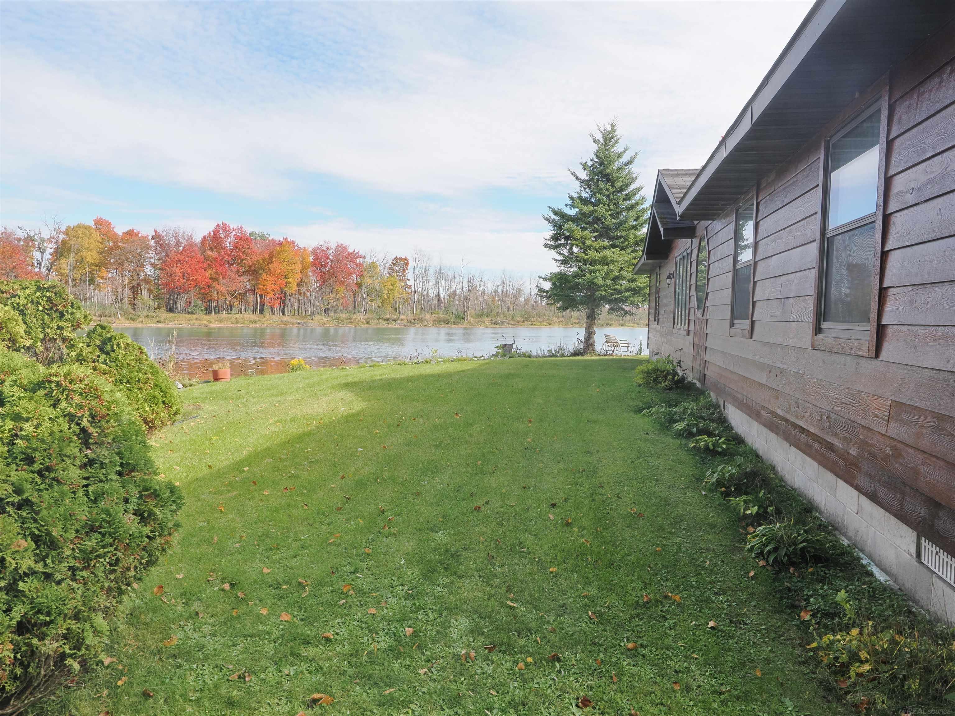 2039 S Riverside Drive Property Photo 55