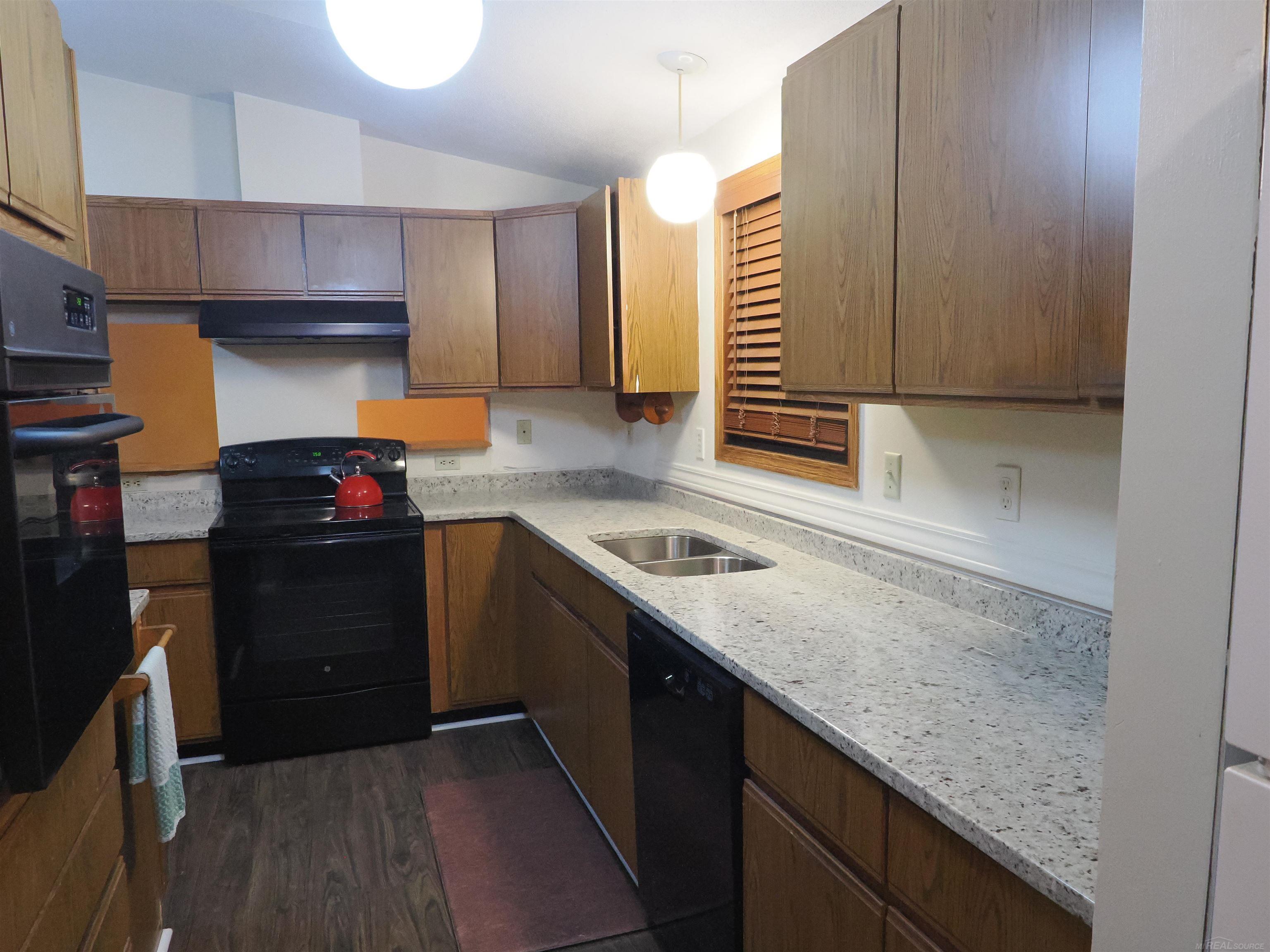 2039 S Riverside Drive Property Photo 60