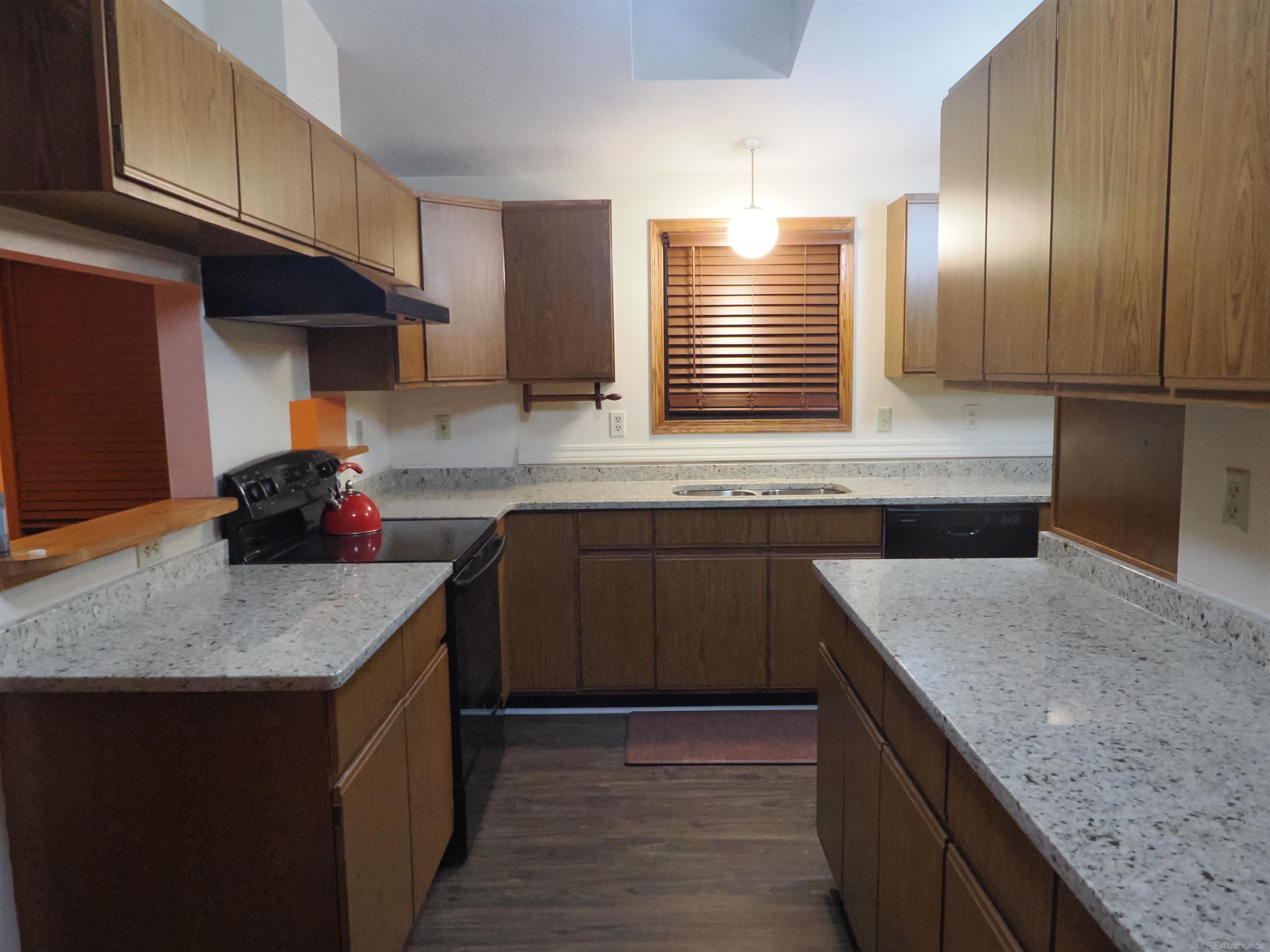 2039 S Riverside Drive Property Photo 61