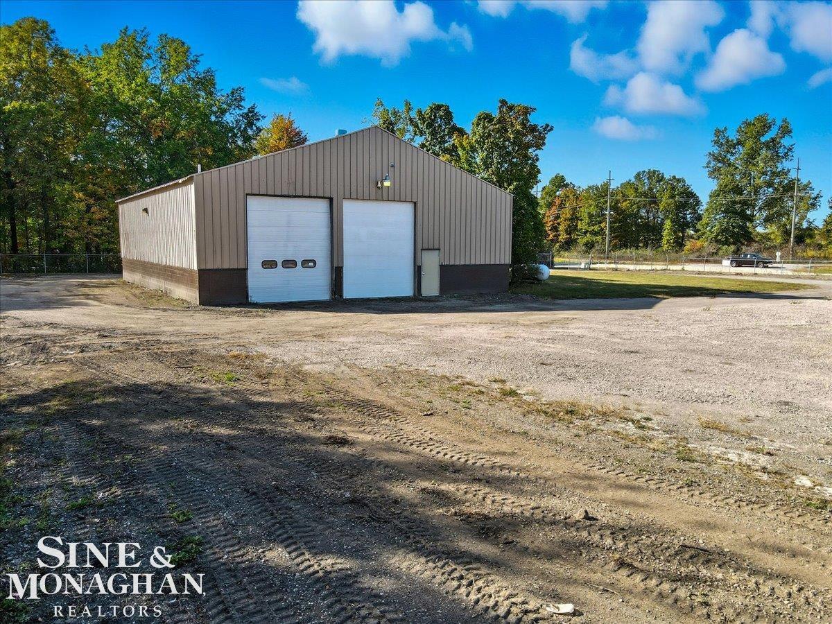 3623 Range Road Property Photo 1