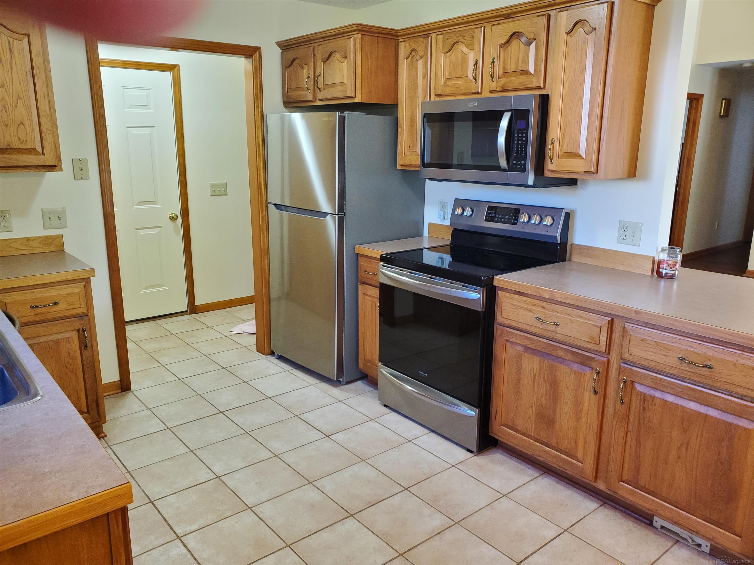 35 Austin Drive Property Photo 7