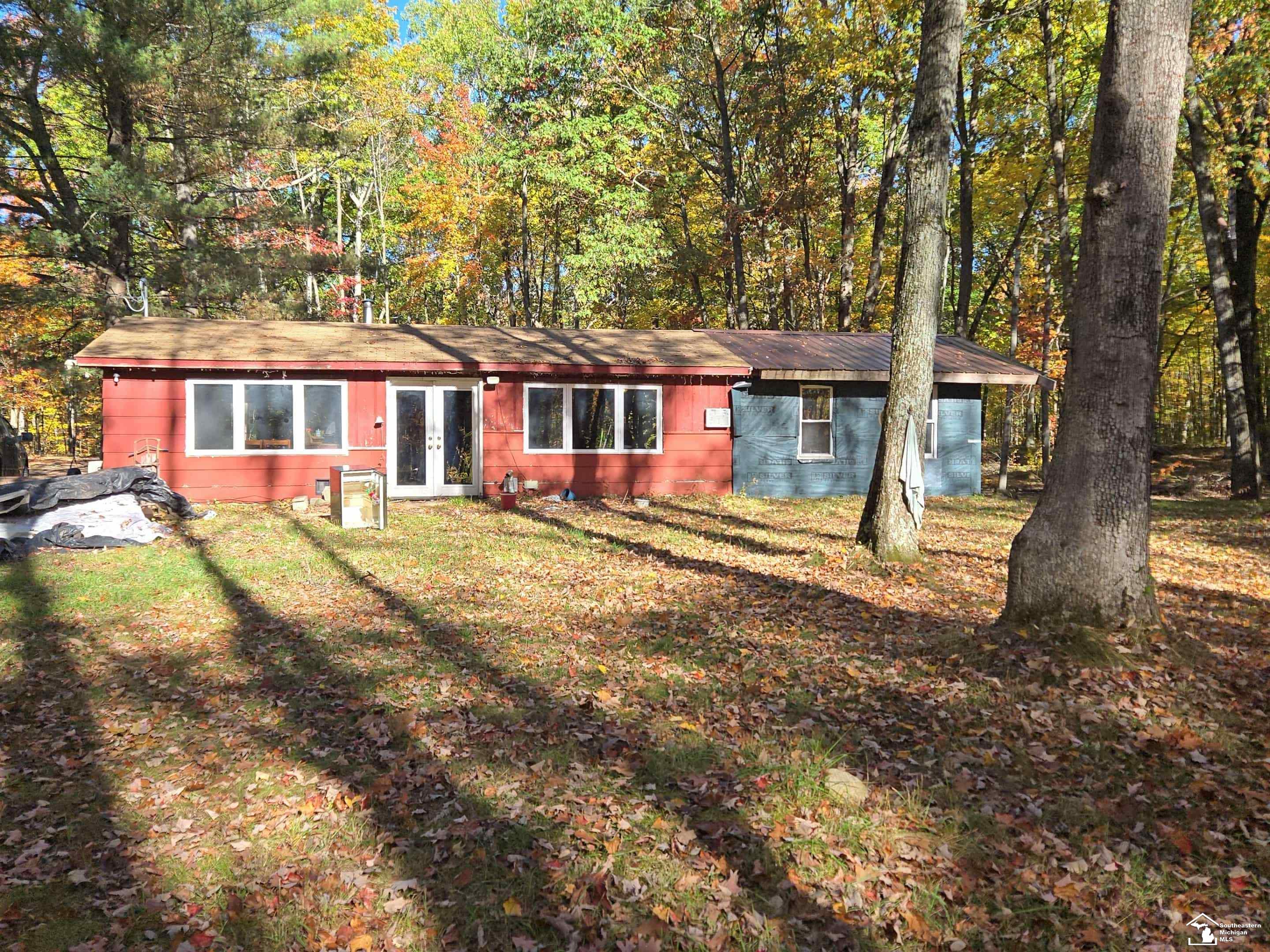 7180 Sherwood Trail
