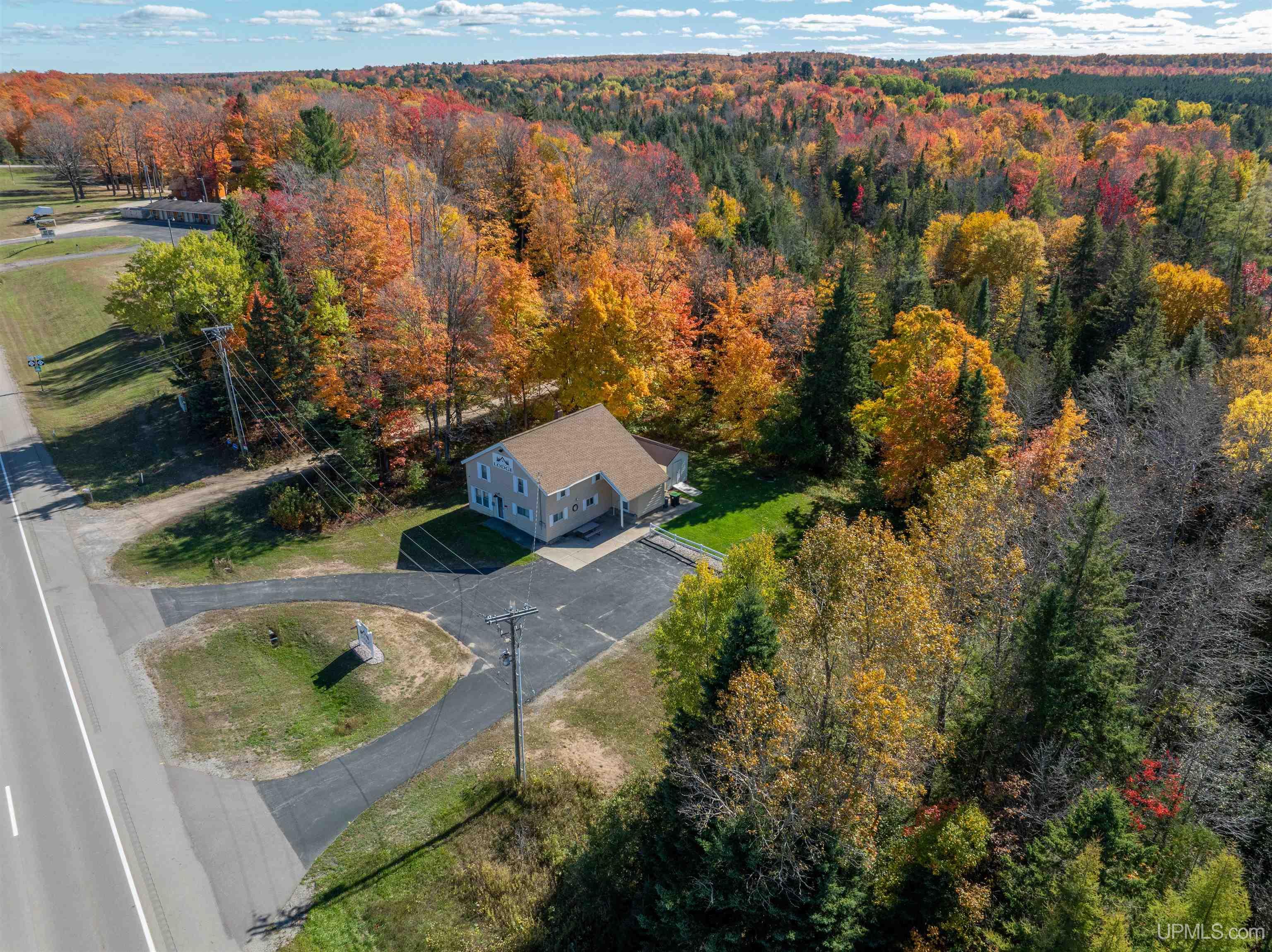 E9399 M-28 Highway Property Photo 2