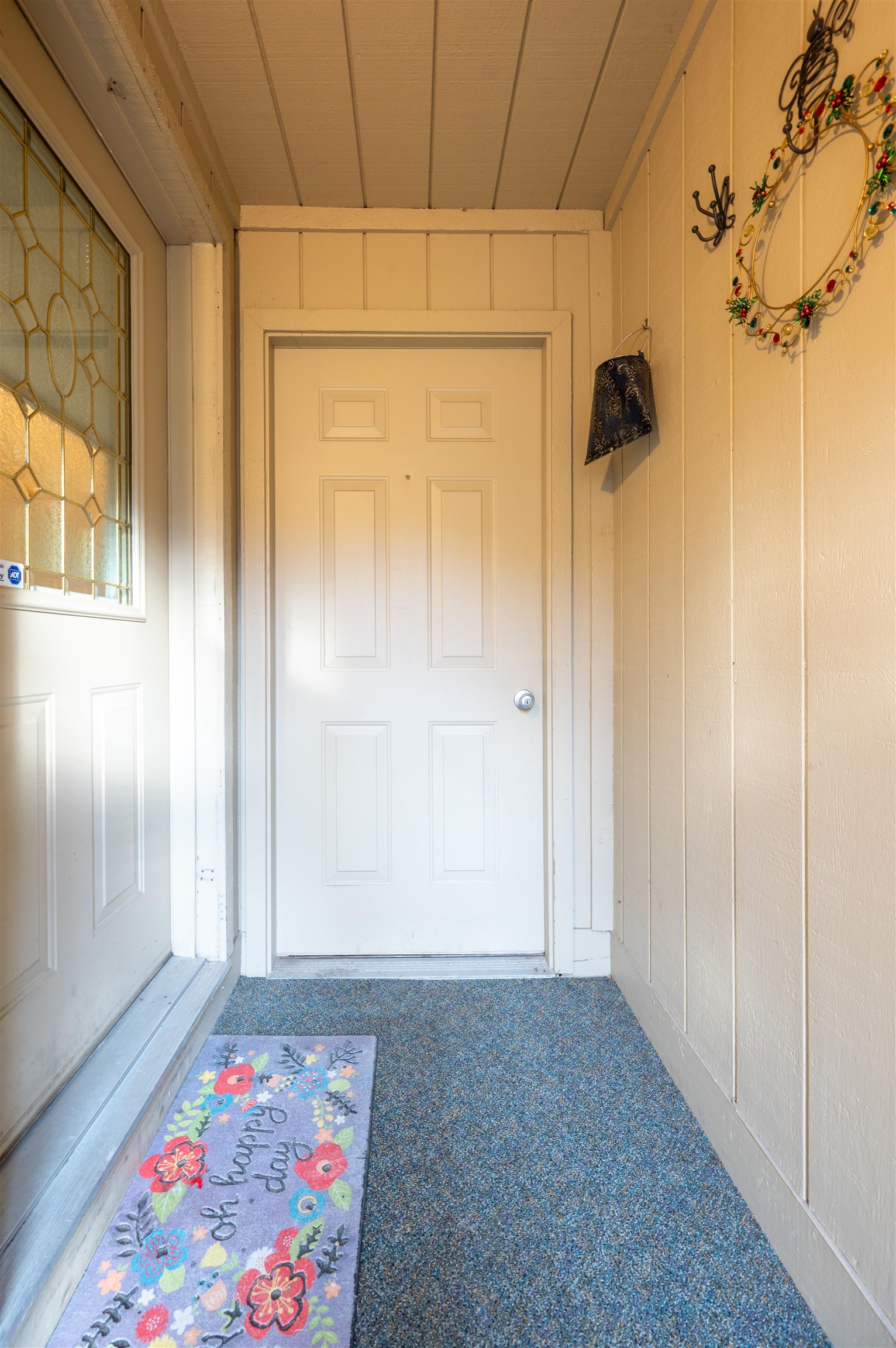 5010 Universal Drive Property Photo 4