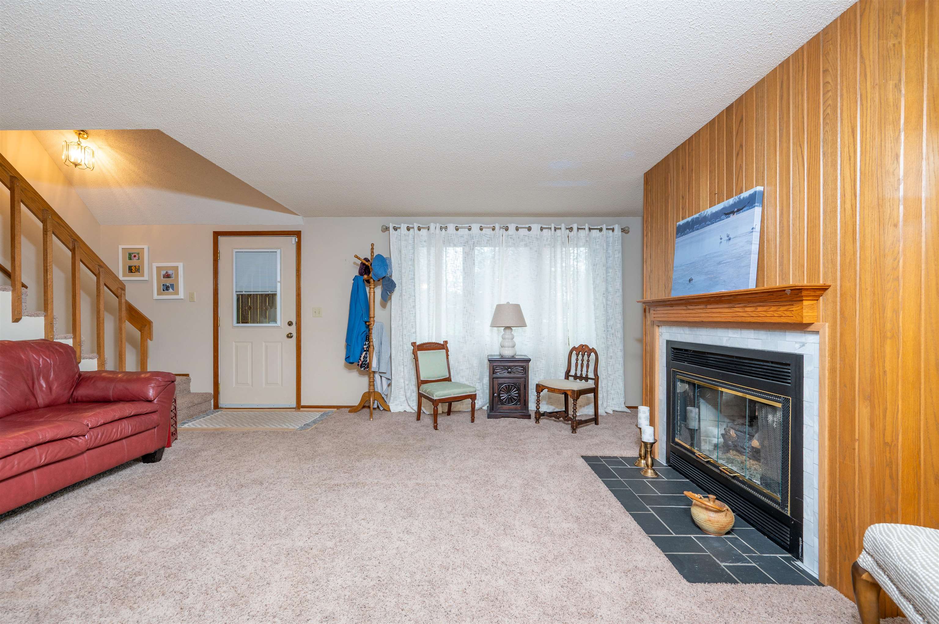 5010 Universal Drive Property Photo 10