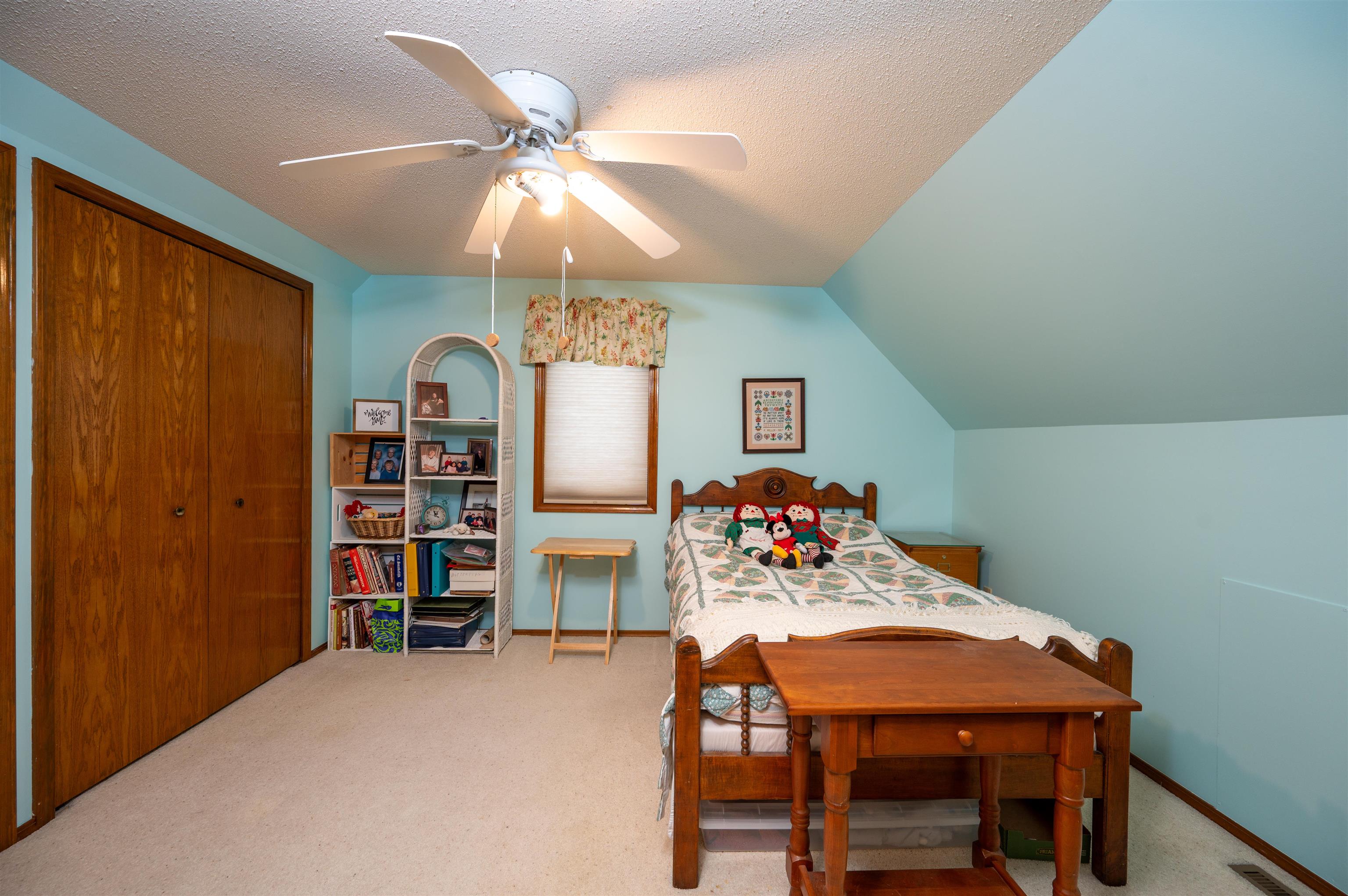 5010 Universal Drive Property Photo 32