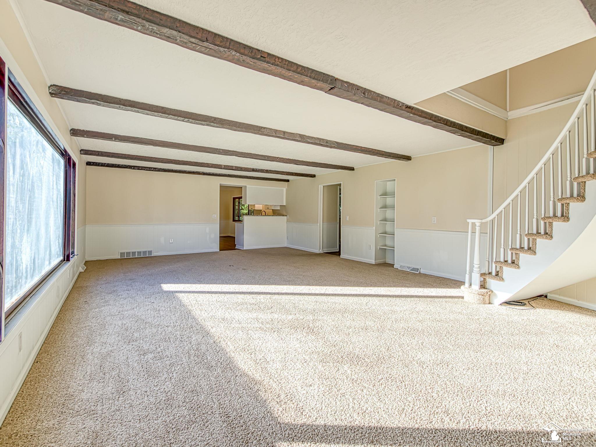 10711 Douglas Road Property Photo 6