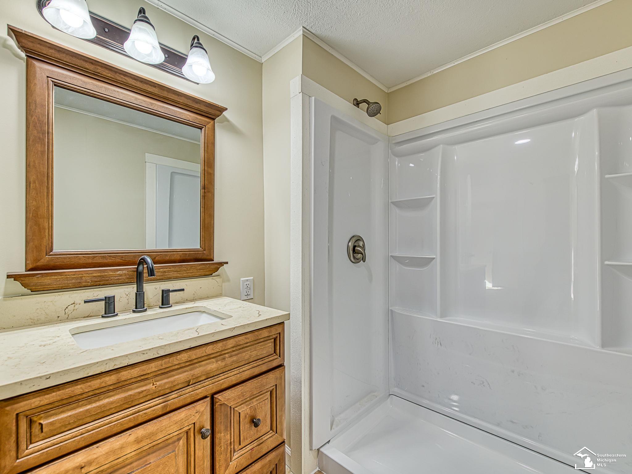 10711 Douglas Road Property Photo 26
