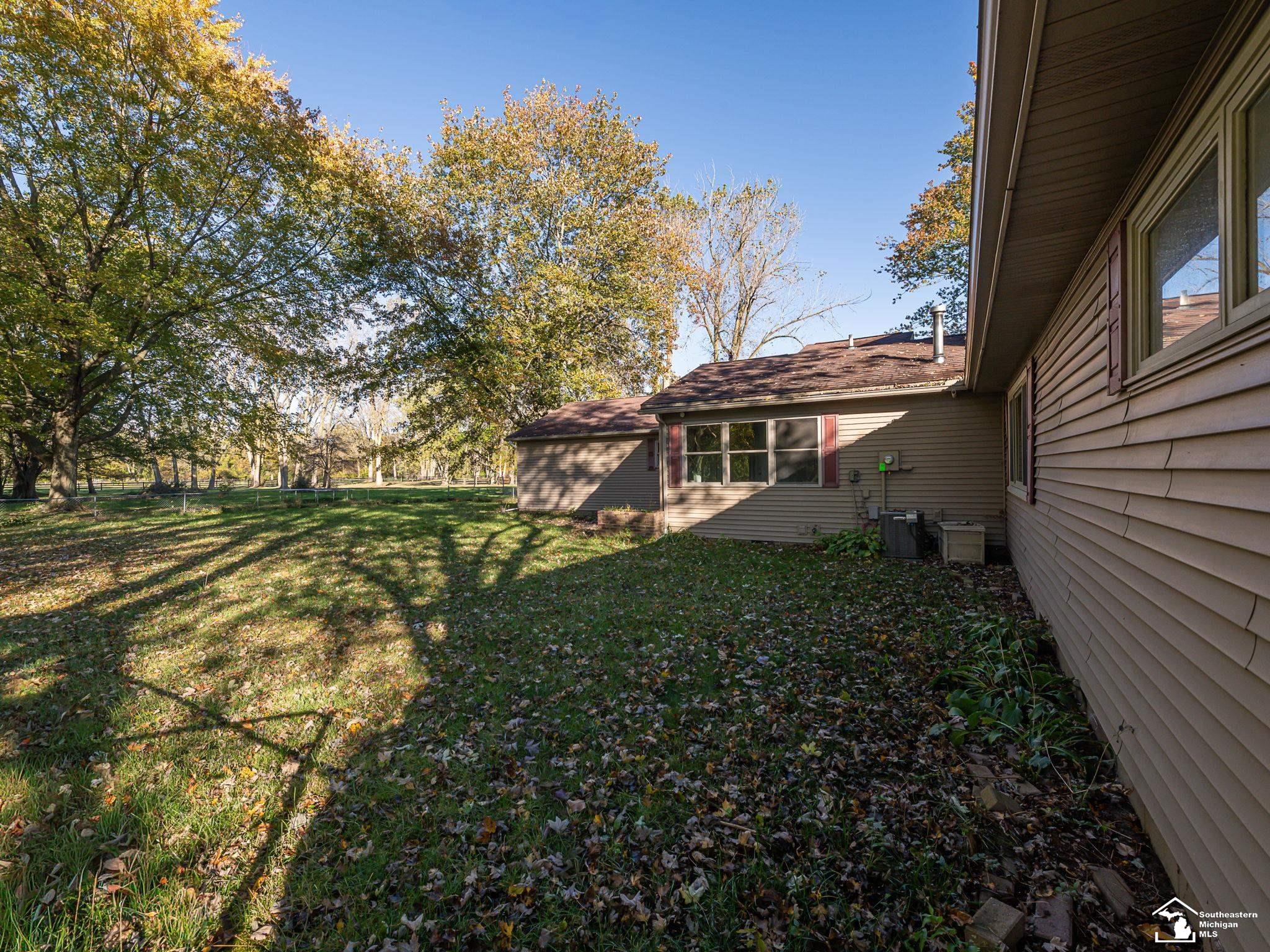 10711 Douglas Road Property Photo 38